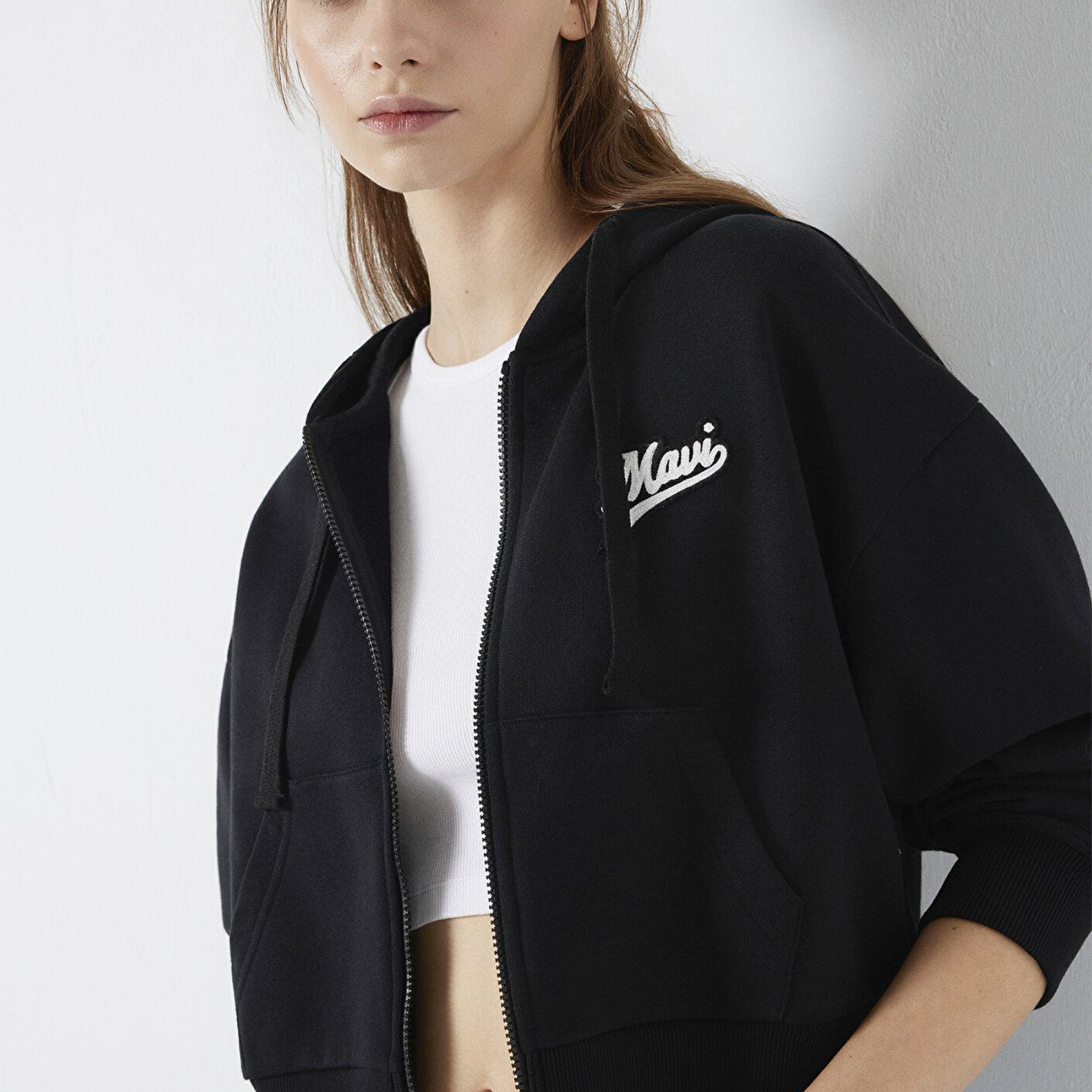 Mavi Mavi Logo Baskılı Fermuarlı Siyah Sweatshirt 1S10486-900