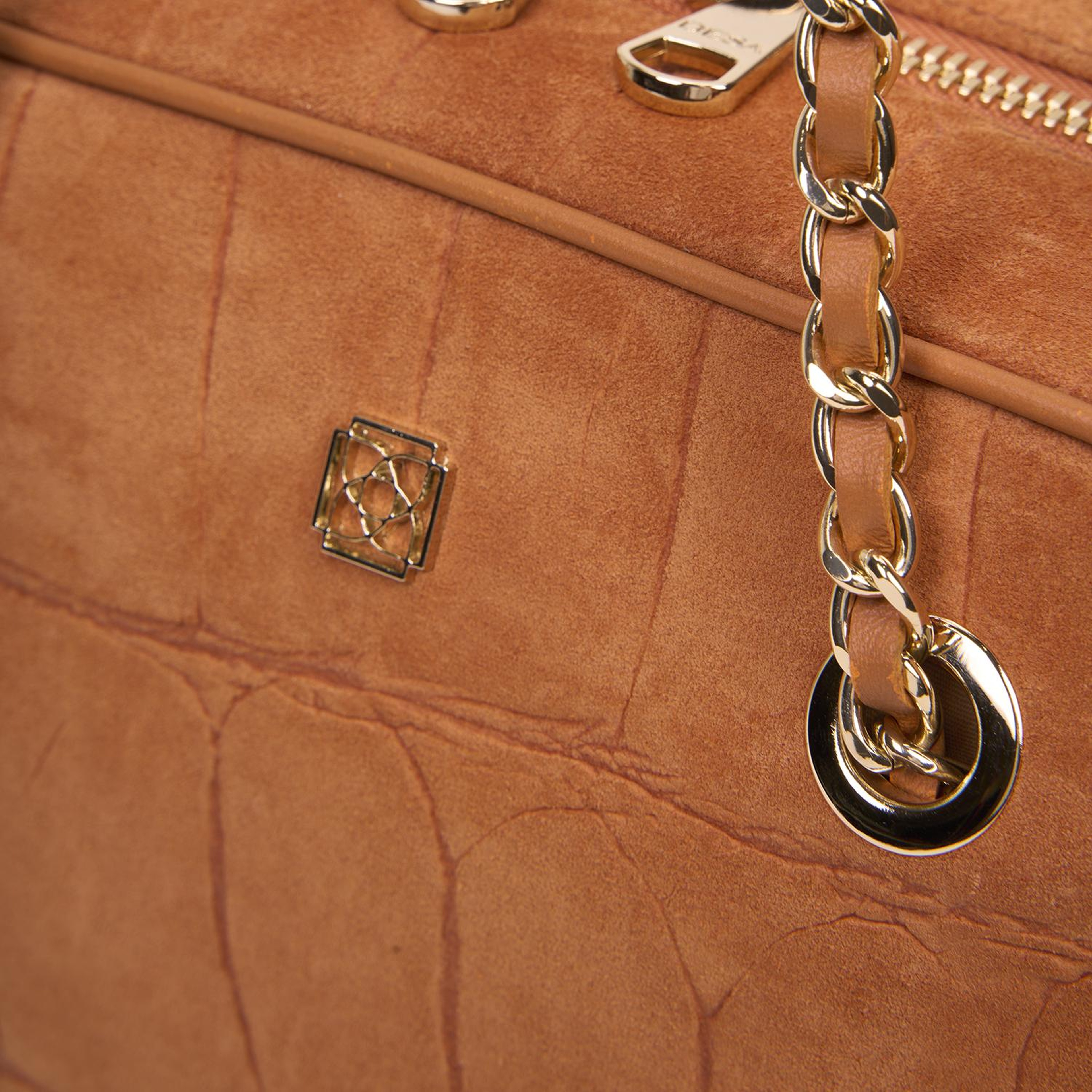 Kadın Turuncu Zincir Askılı Süet Deri Omuz Çantası