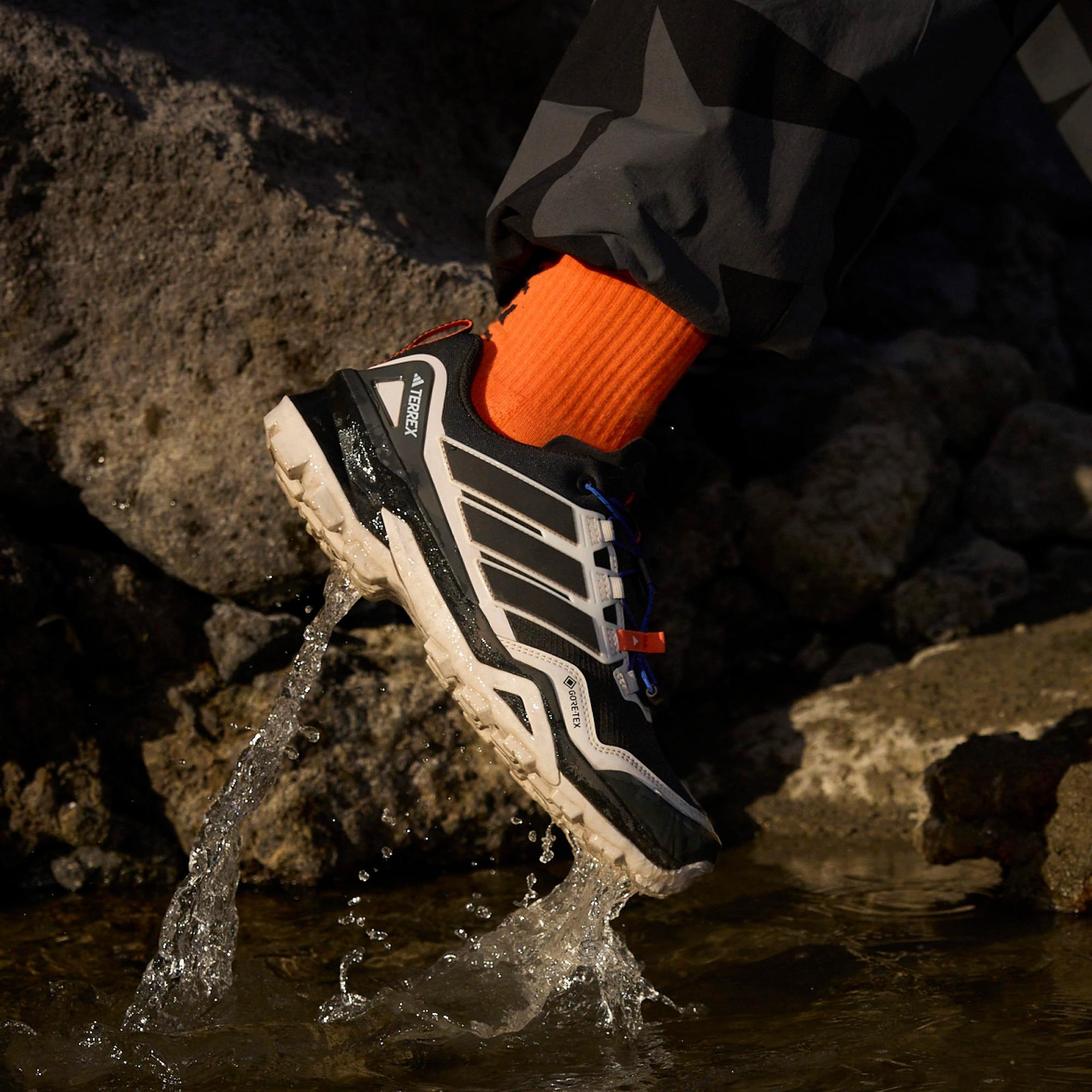 adidas Terrex Skychaser Gore-Tex Erkek Siyah Koşu Ayakkabısı