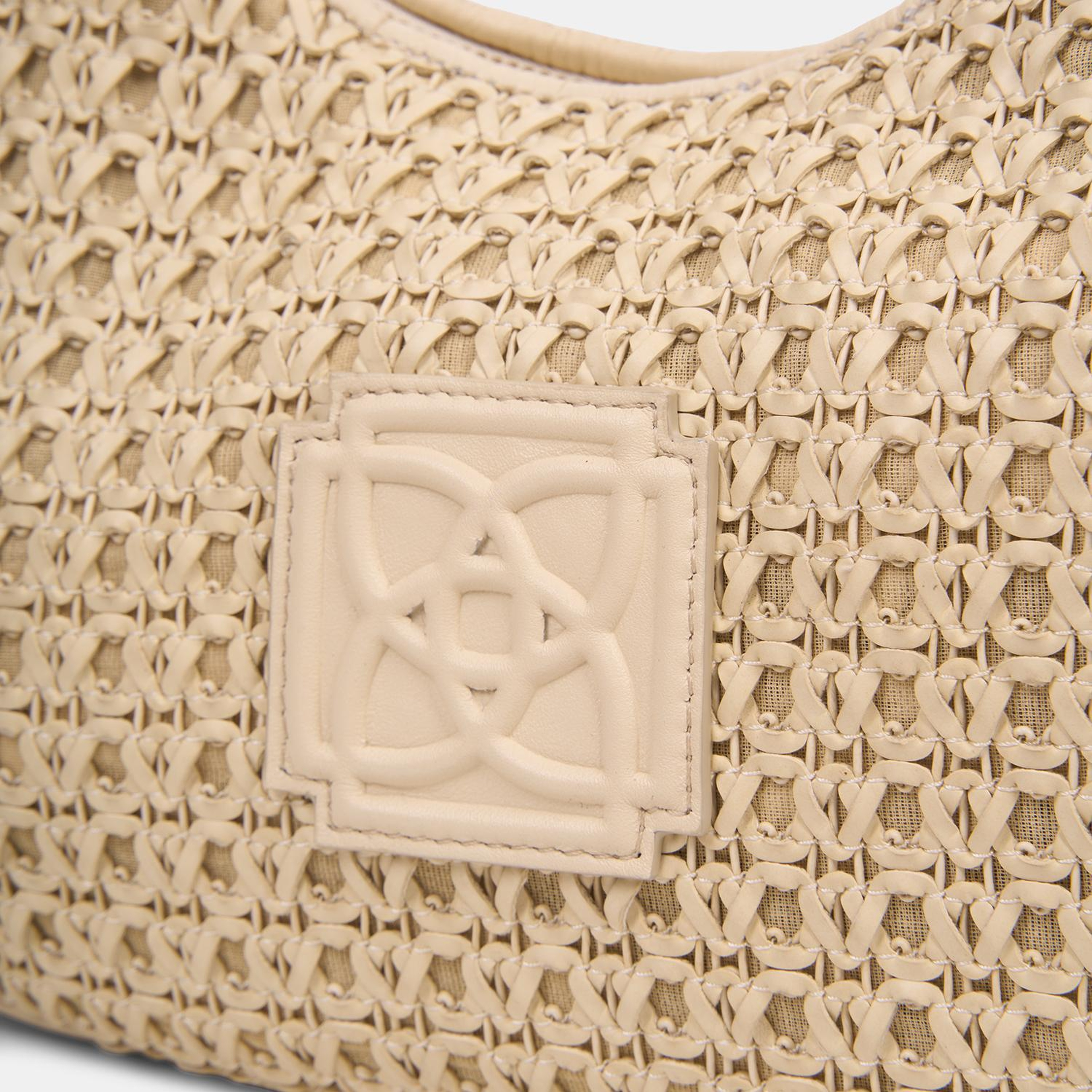 Kadın Bej Örgü Detaylı Gold Aksesuarlı Omuz Çantası