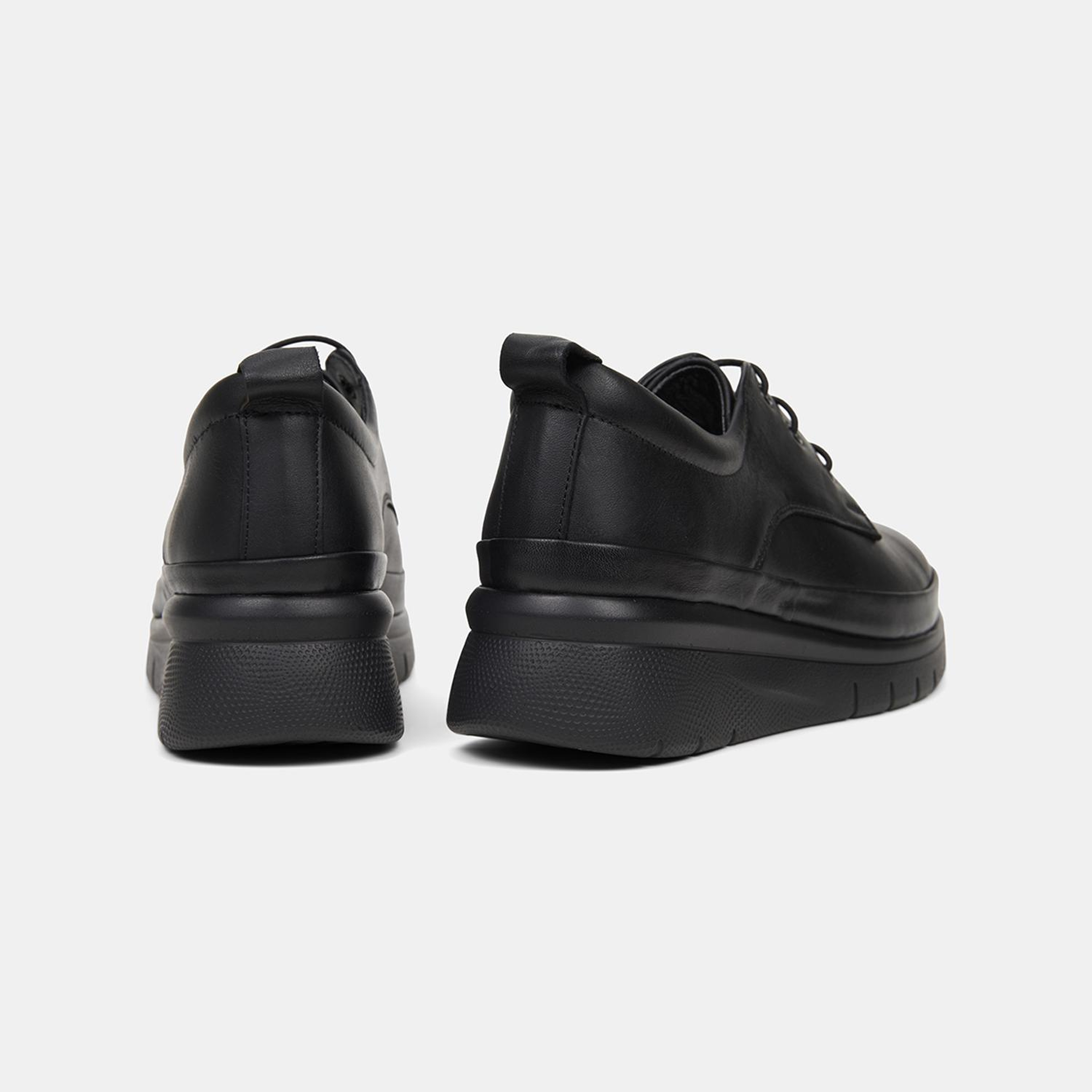 Kadın Siyah DesaComfort Lastik Bağcıklı Spor Ayakkabı