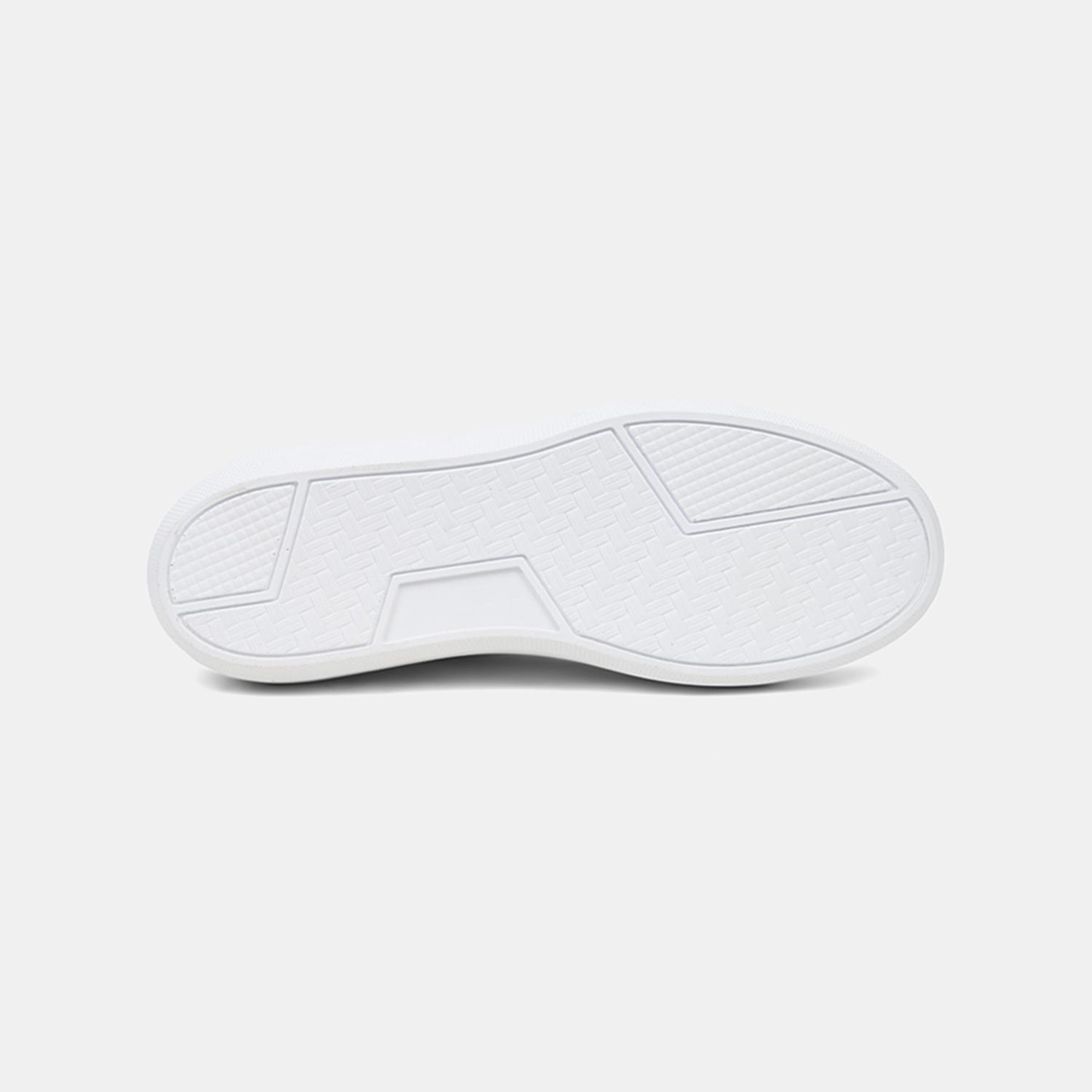 Kadın Beyaz Bağcıklı Dikiş Detaylı Dokulu Deri Spor Ayakkabı