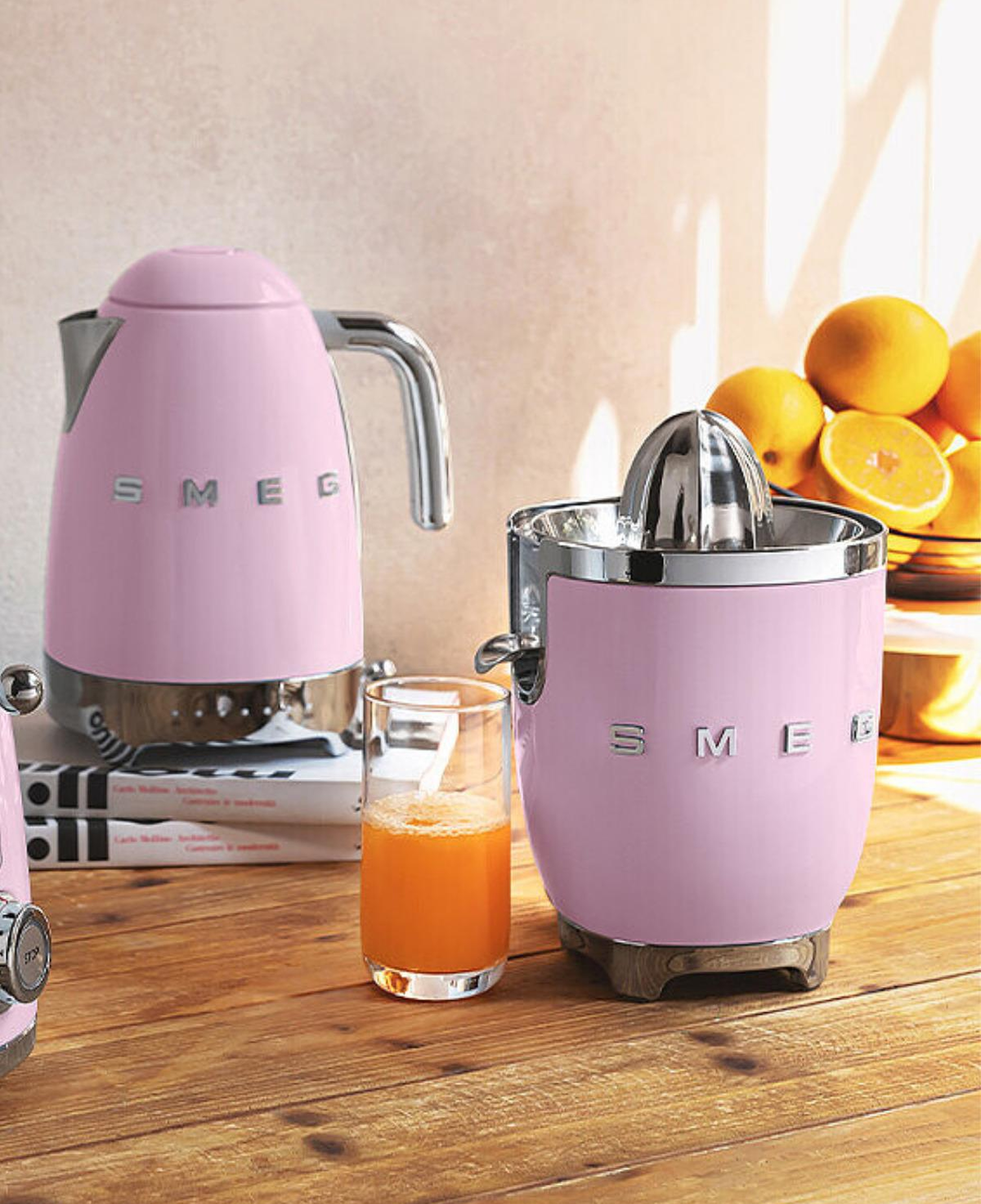 Smeg 50's Style Retro Pembe Narenciye Sıkacağı CJF11PKEU