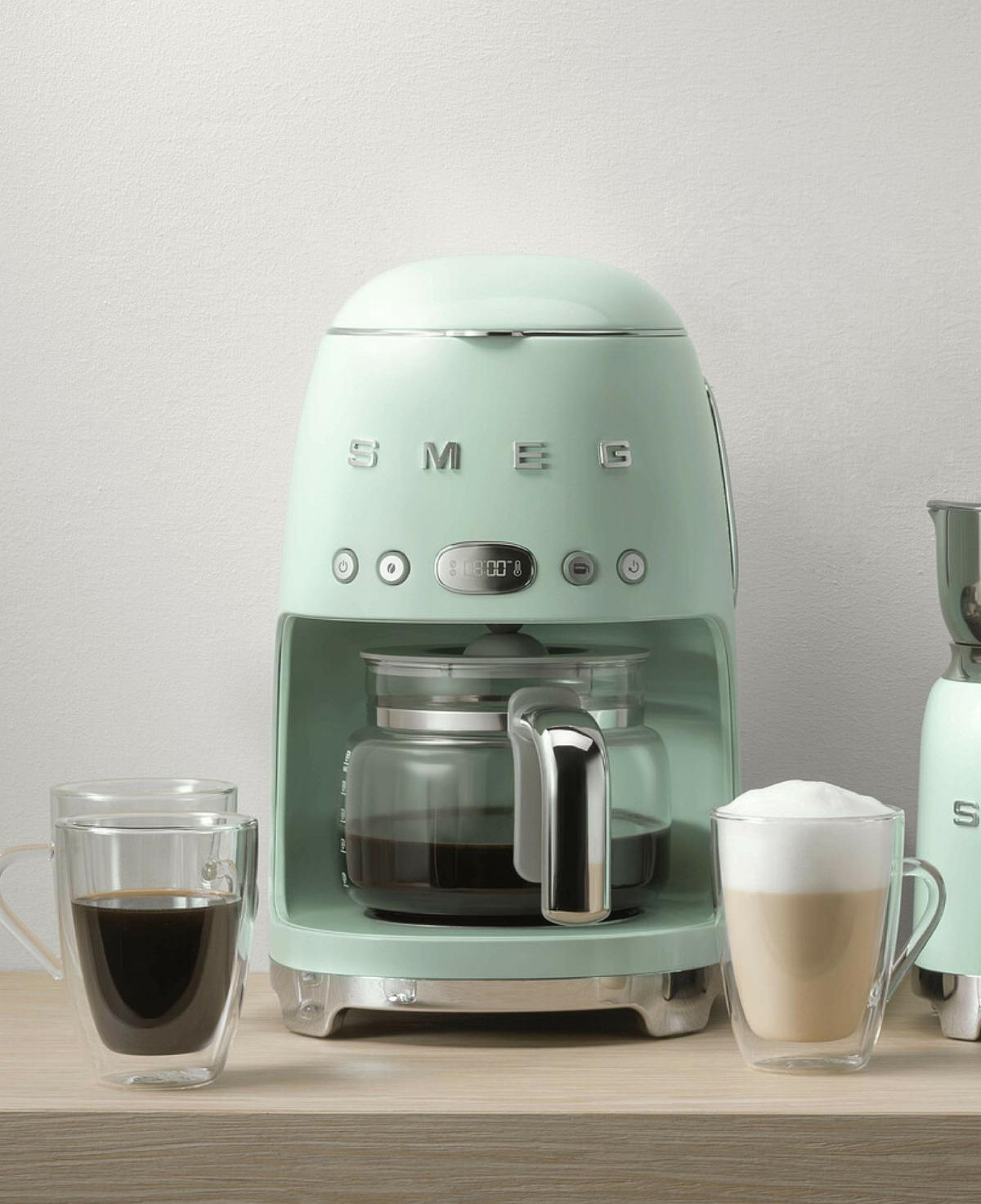 Smeg 50's Style Retro Pastel Yeşil Filtre Kahve Makinesi