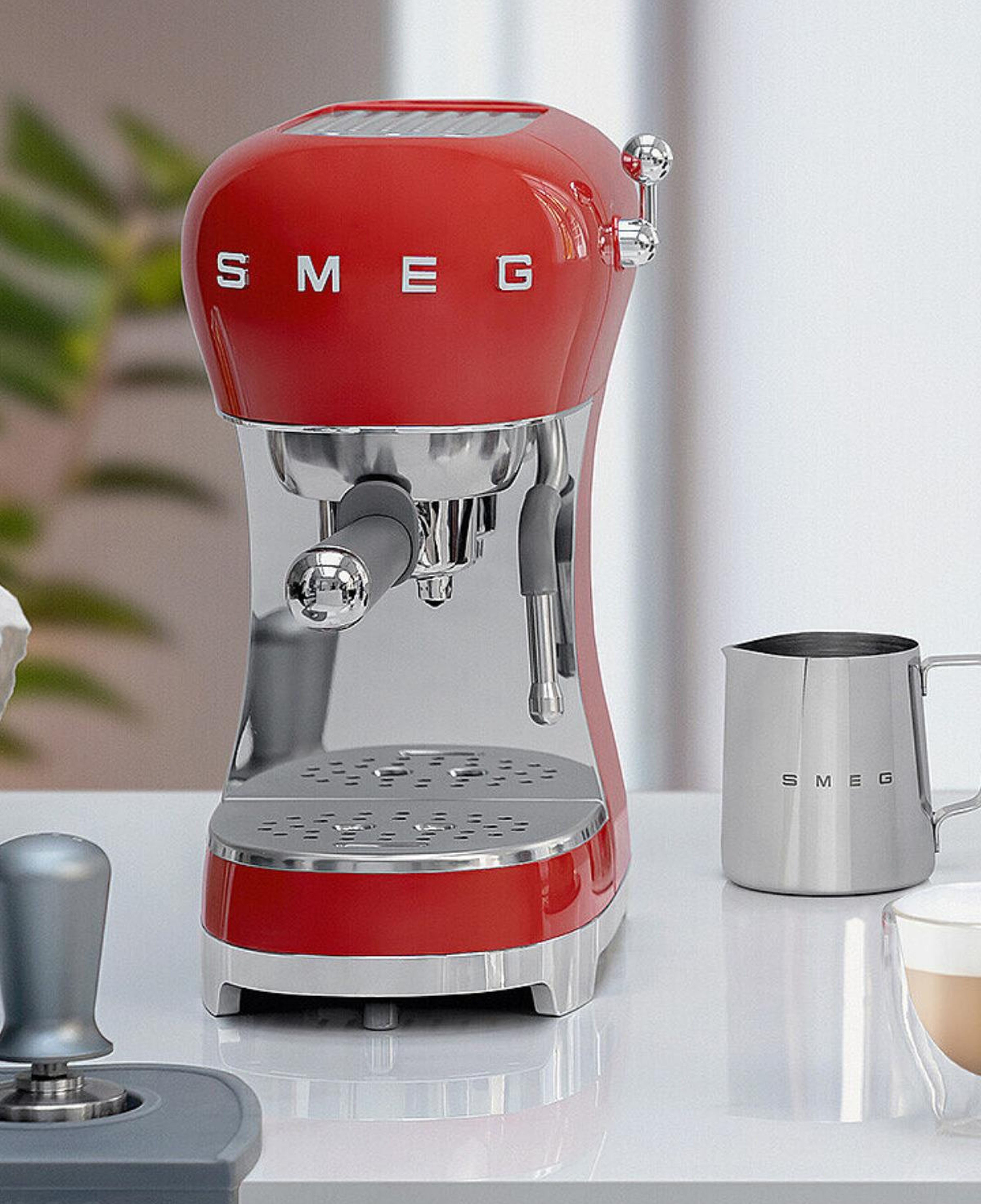 Smeg 50's Style Kırmızı Espresso Kahve Makinesi