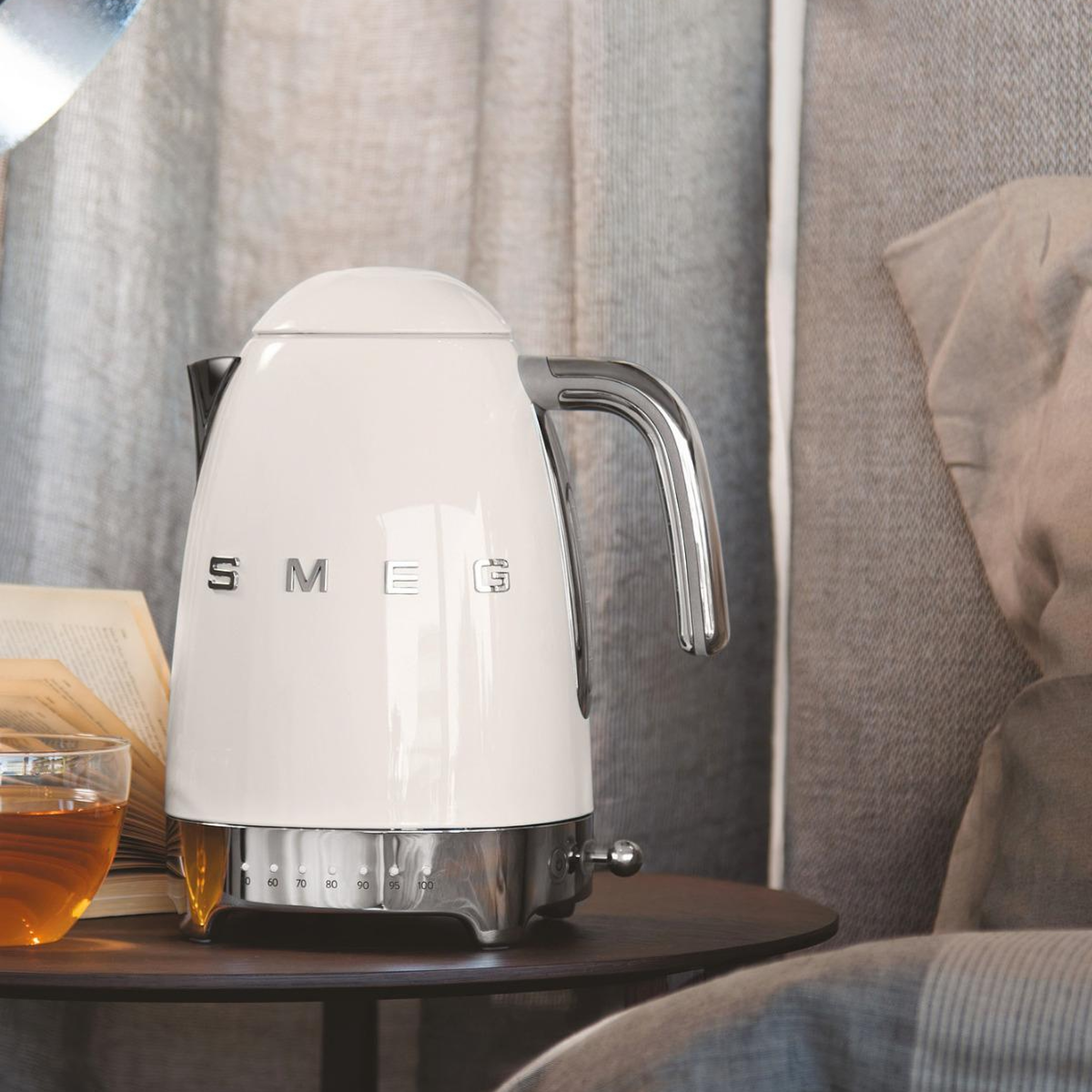 Smeg 50's Style Retro Krem Isı Ayarlı Kettle Klf04creu