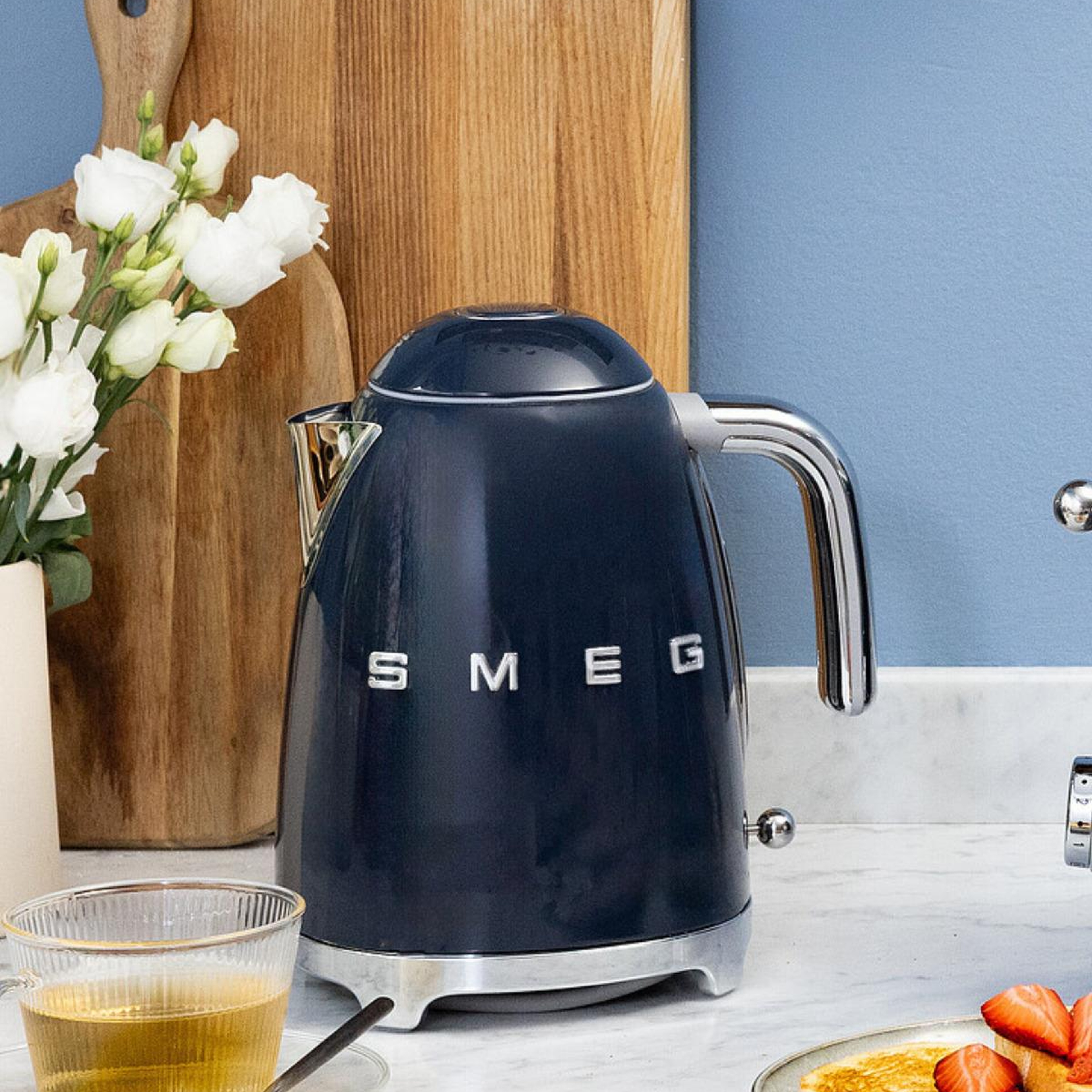 Smeg 50's Style Navy Blue Su Isıtıcı