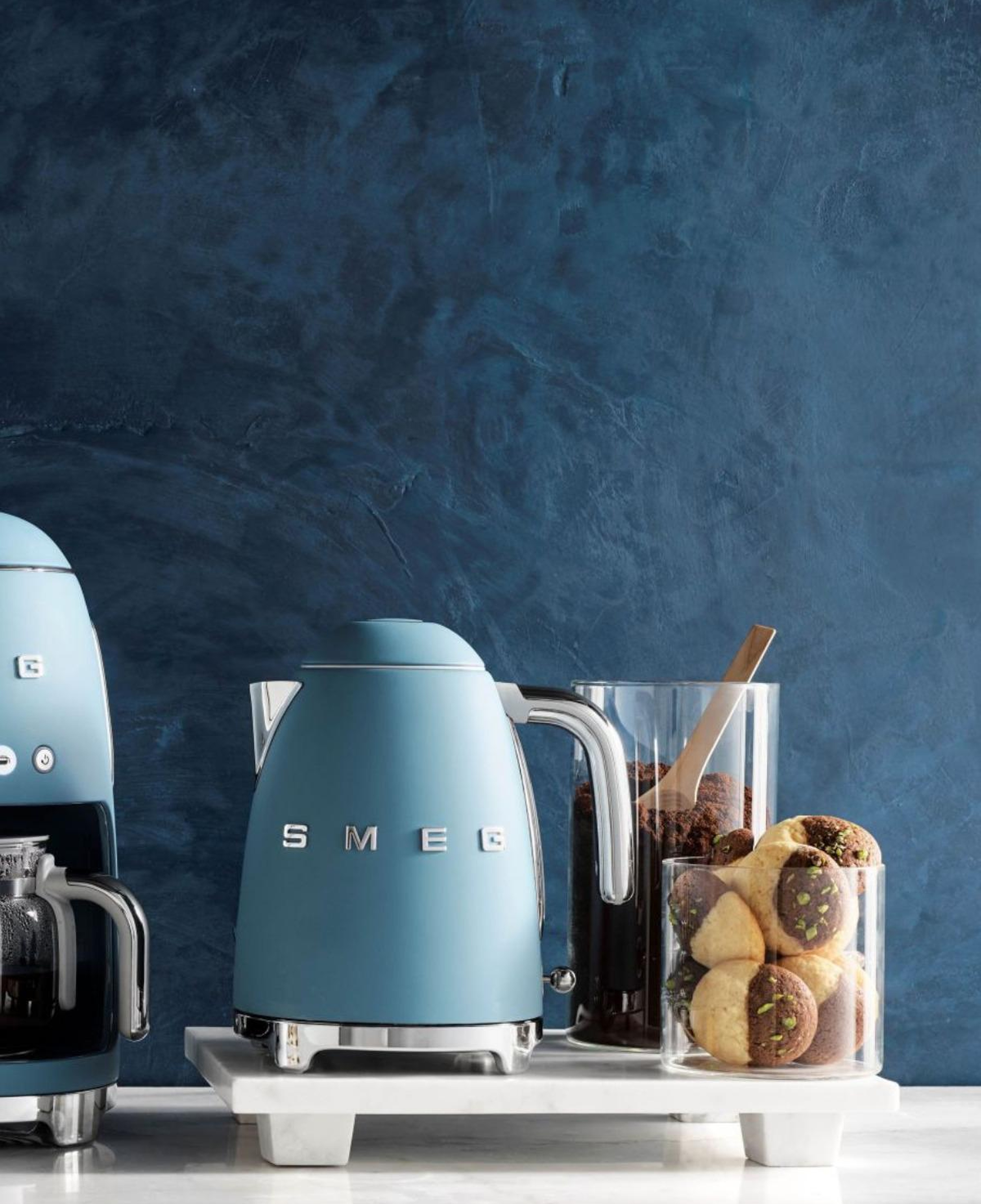 Smeg 50'S Style Retro Mat Storm Blue® Kettle Special Edition