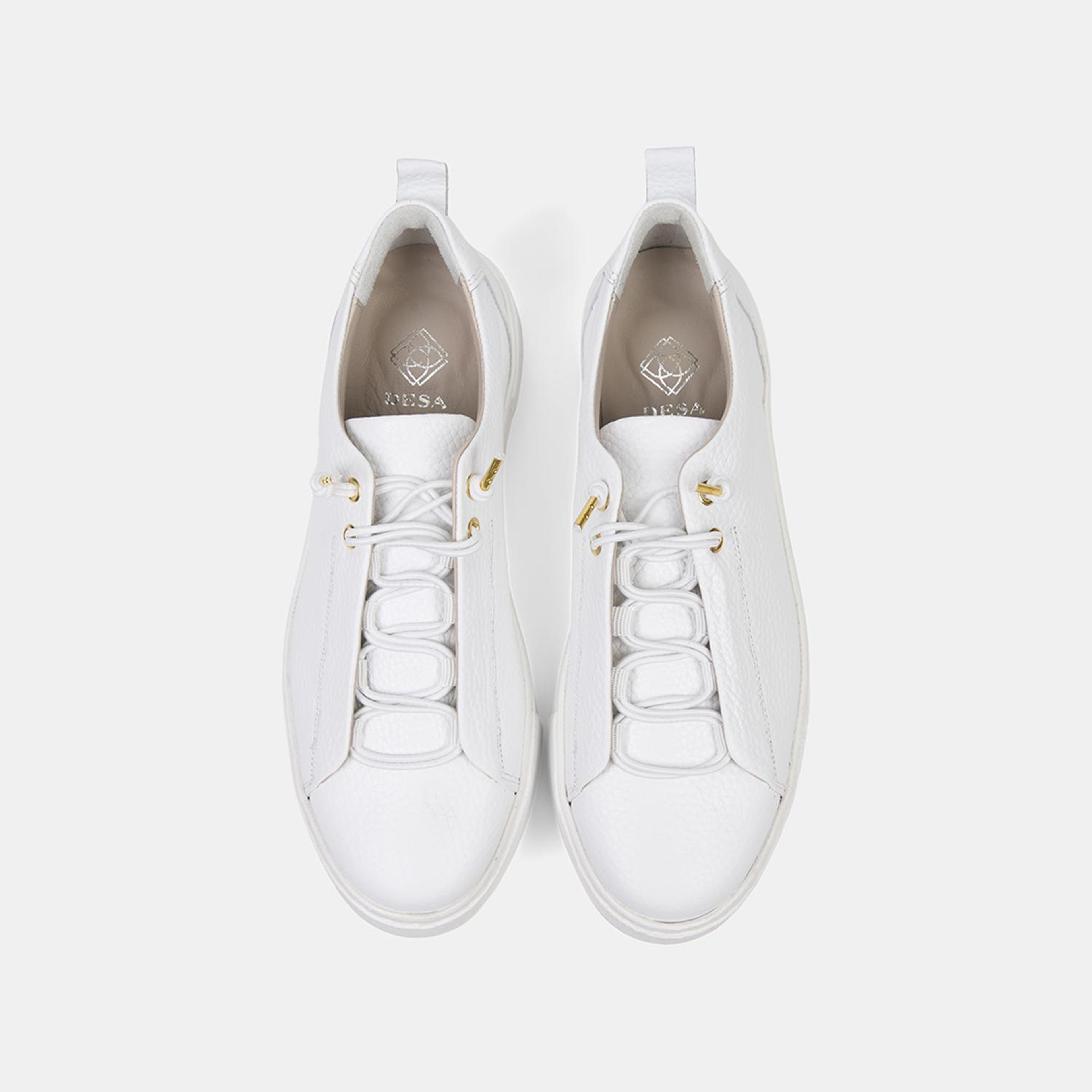 Kadın Beyaz Lastik Bağcıklı Kalın Tabanlı Deri Spor Ayakkabı