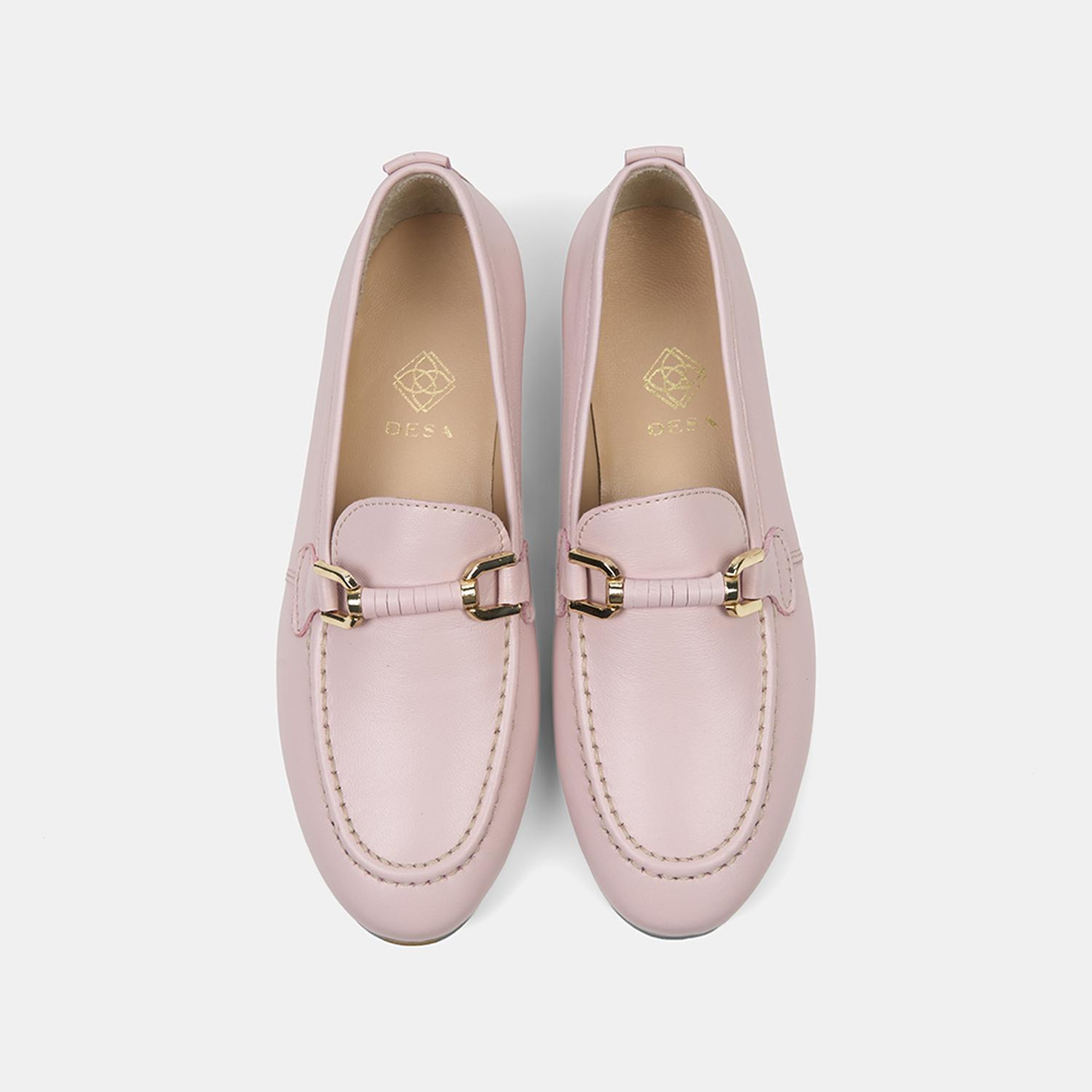 Kadın Pembe Metal Gold Toka Aksesuarlı Deri Loafer