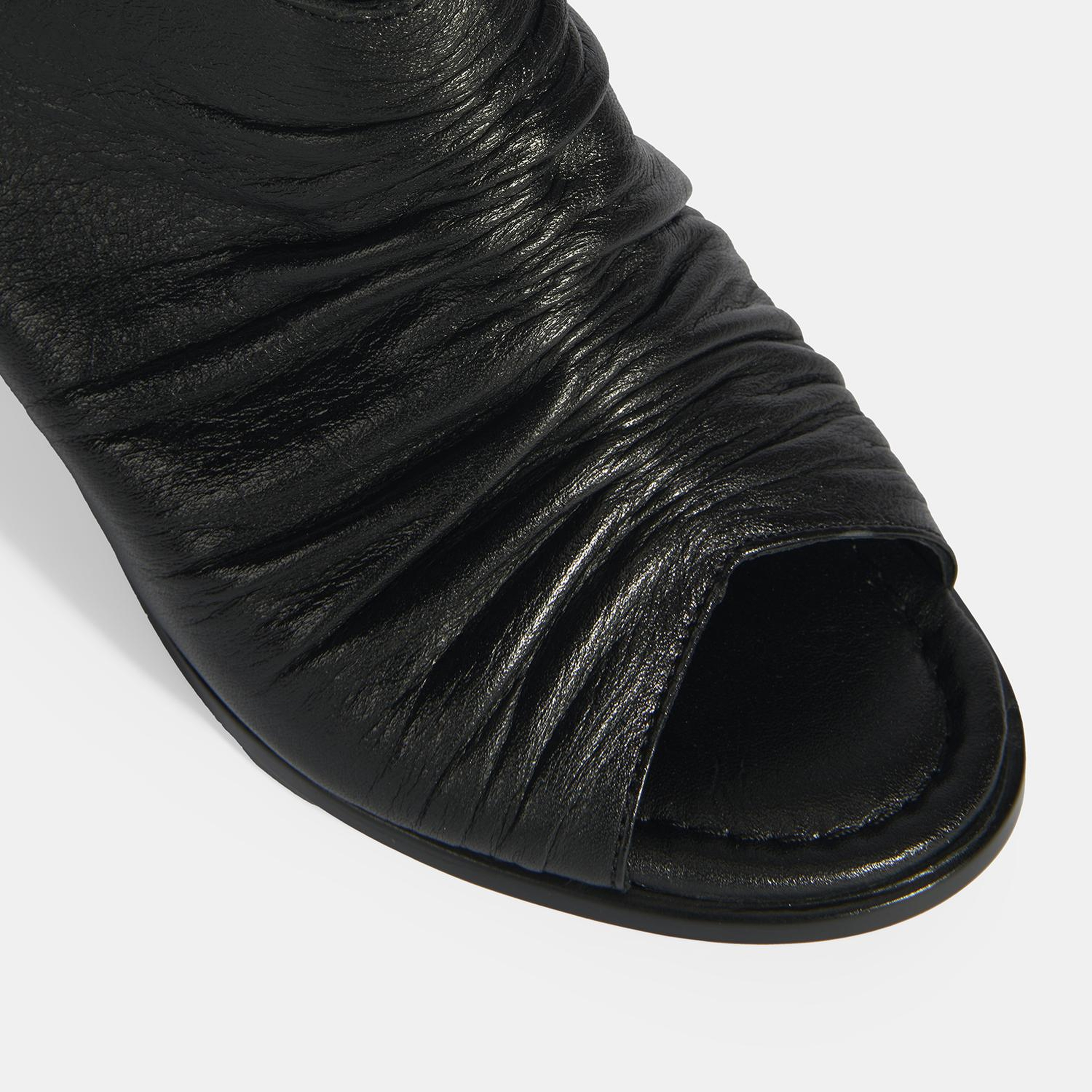 Siyah Kadın Cırt Cırtlı Deri Sandalet