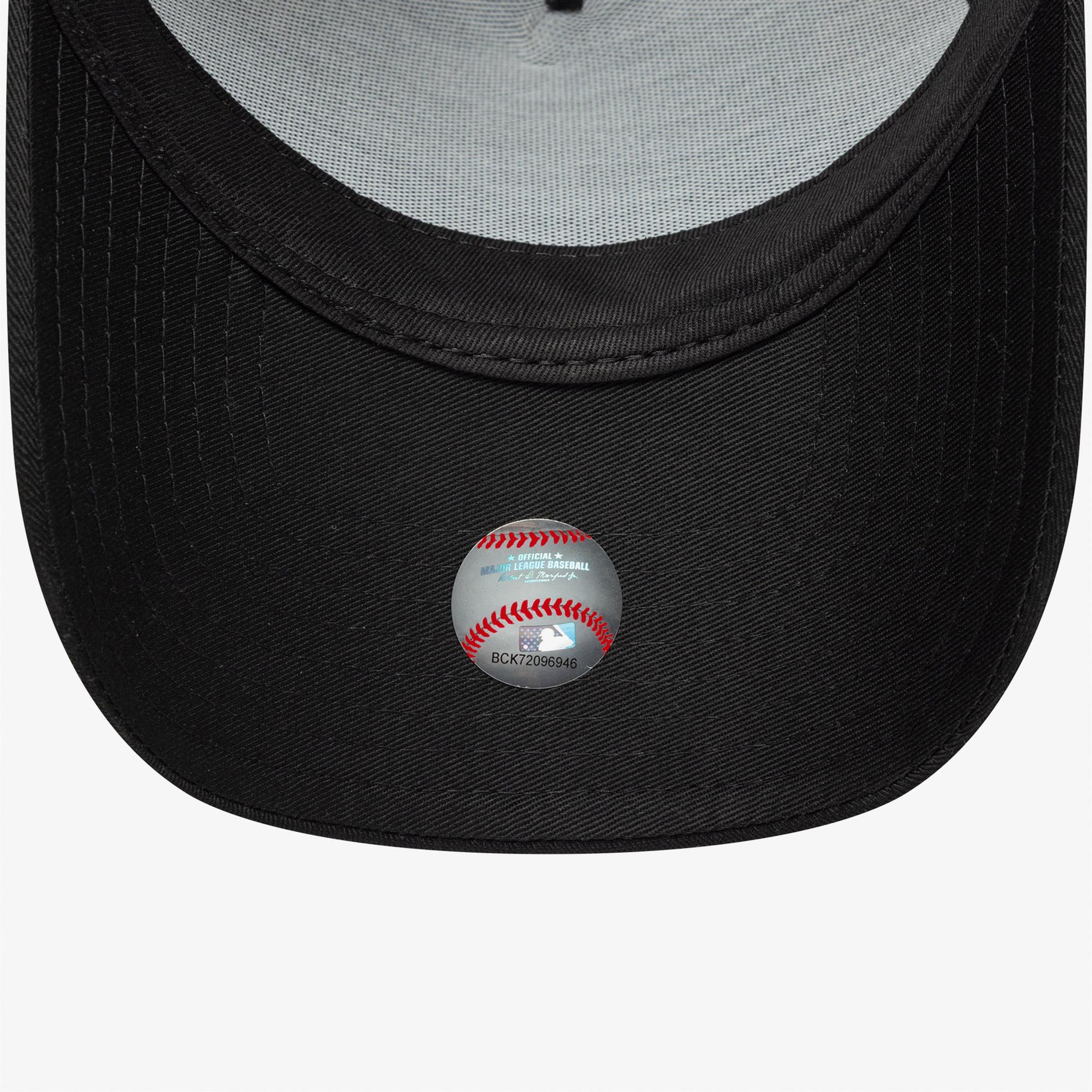 New Era Metallic Eframe Neyyan Unisex Siyah Şapka