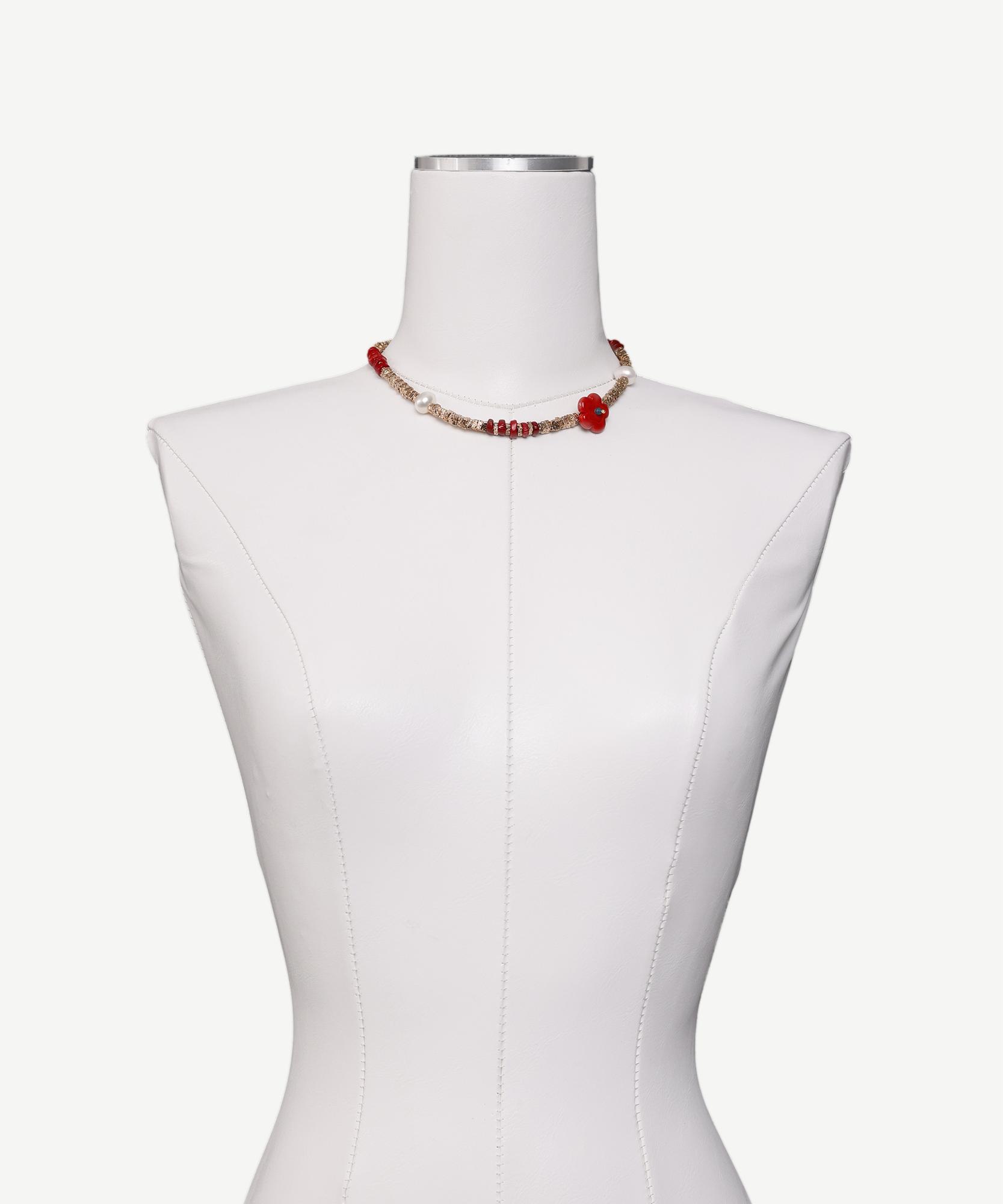 YARGICI Doğal Taş Ve Mercan Detaylı Kolye