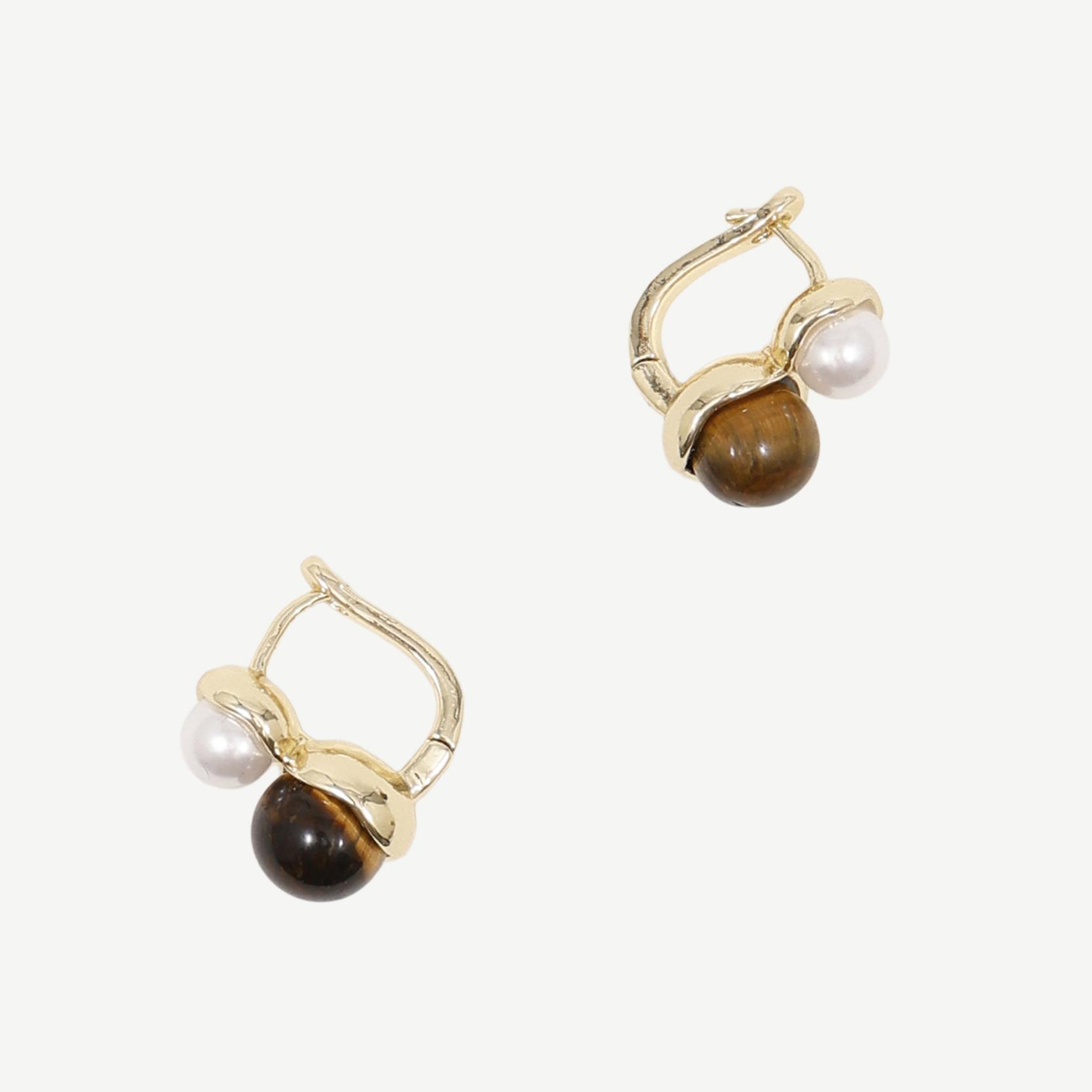 YARGICI Doğal Taş Detaylı Küpe