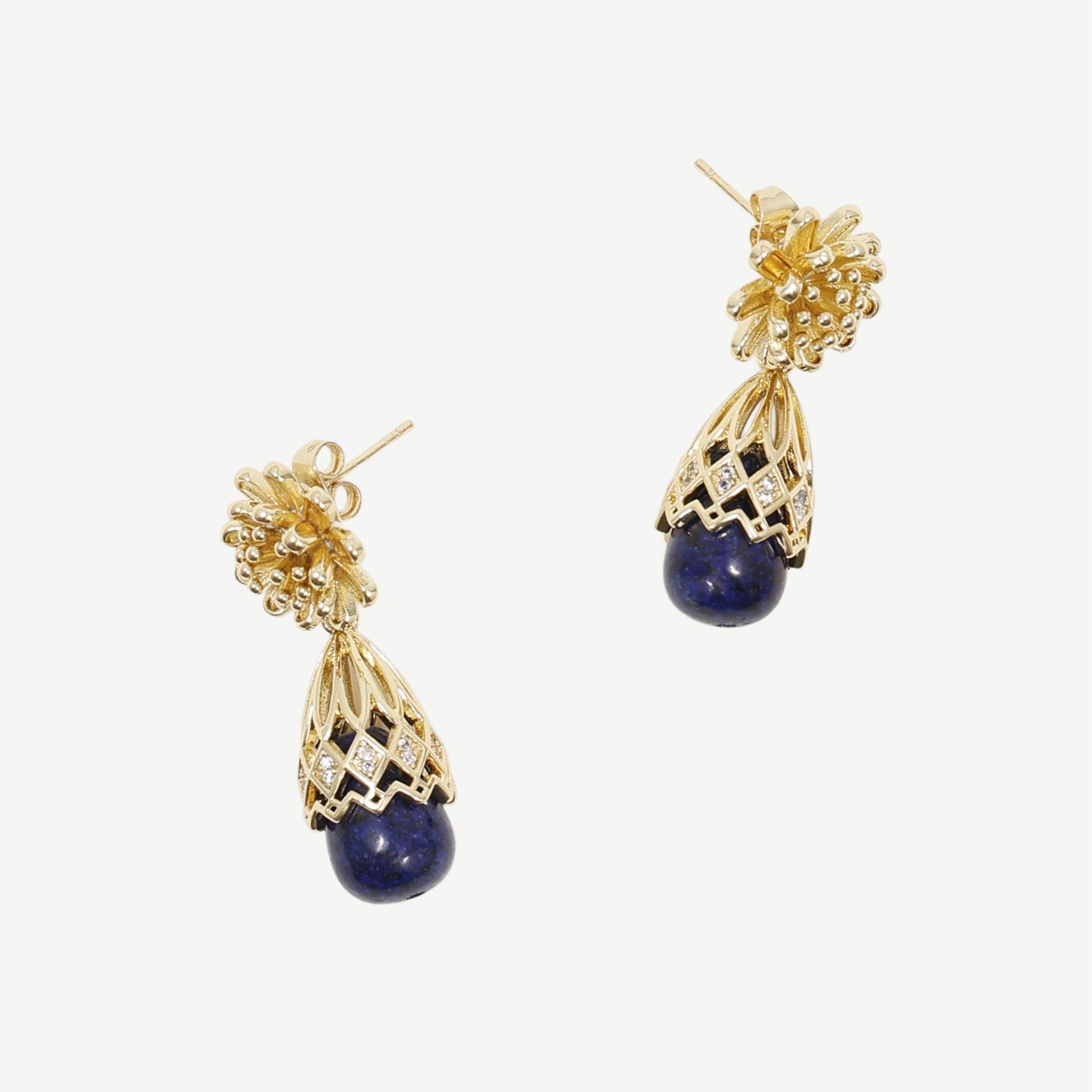 YARGICI Doğal Taş Detaylı Şık Küpe