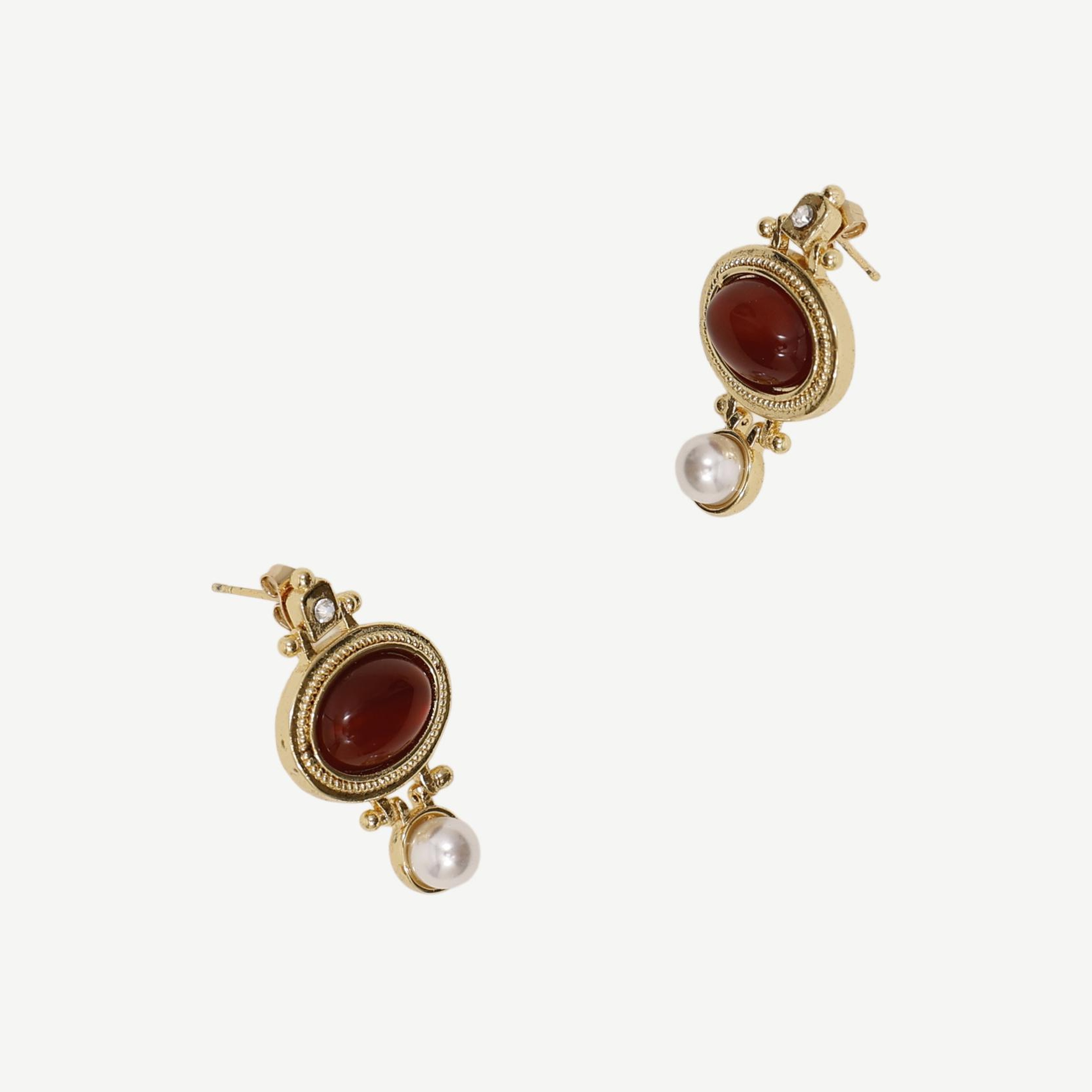 YARGICI İnci Detaylı Akik İçerikli Küpe