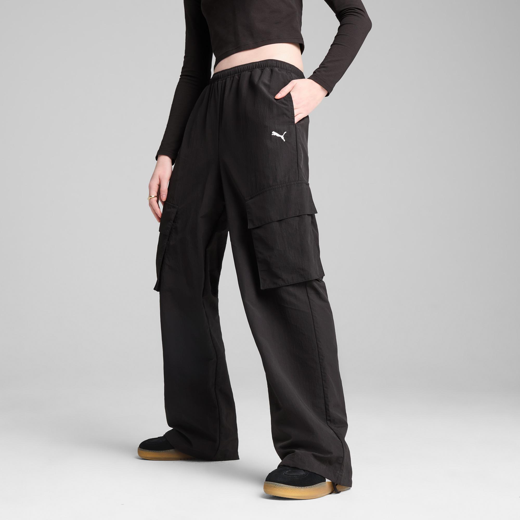 Puma Wardrobe Essentials Relaxed Kadın Siyah Eşofman Altı