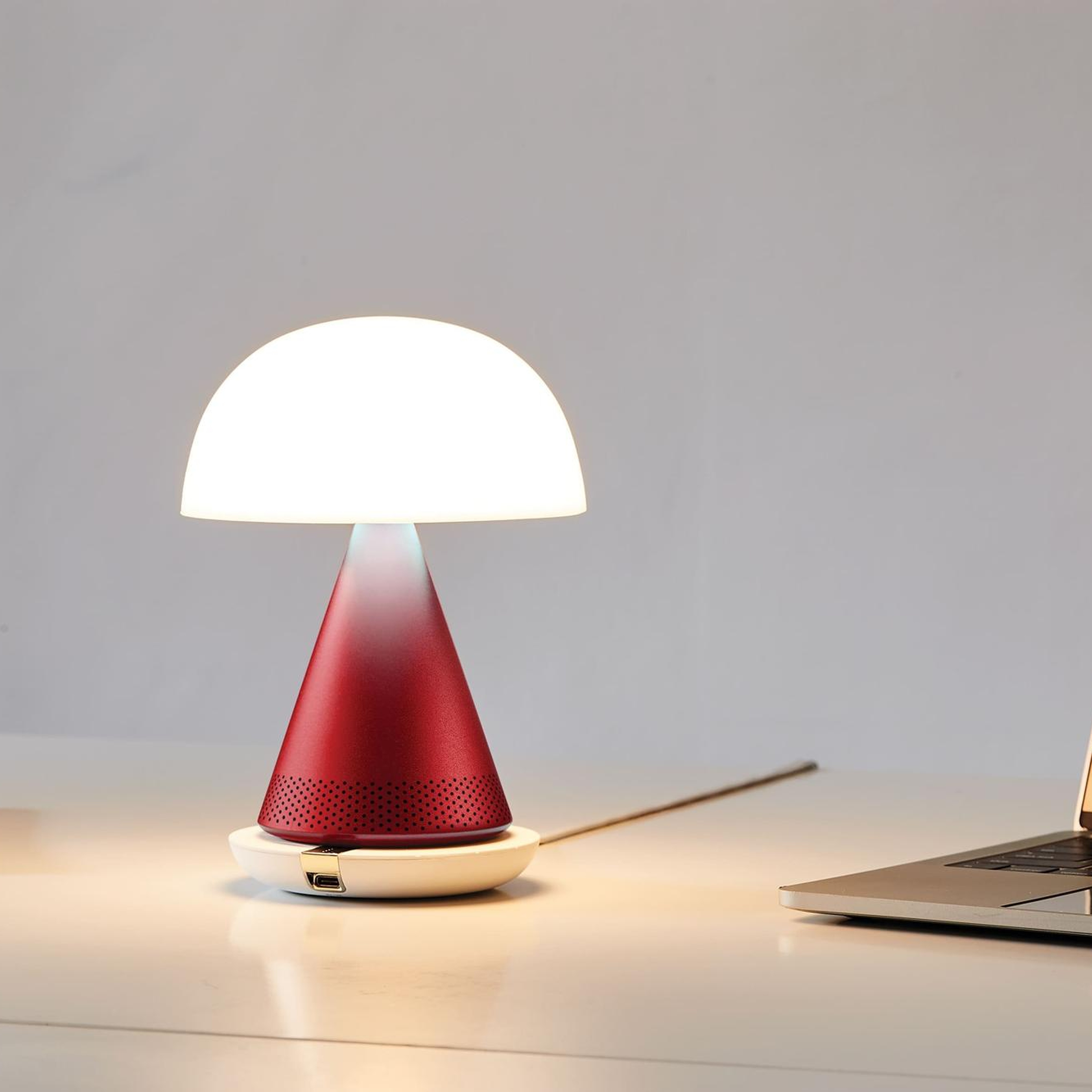Lexon Mina L Led Lamba ve  Bluetooth Hoparlör Koyu Kırmızı