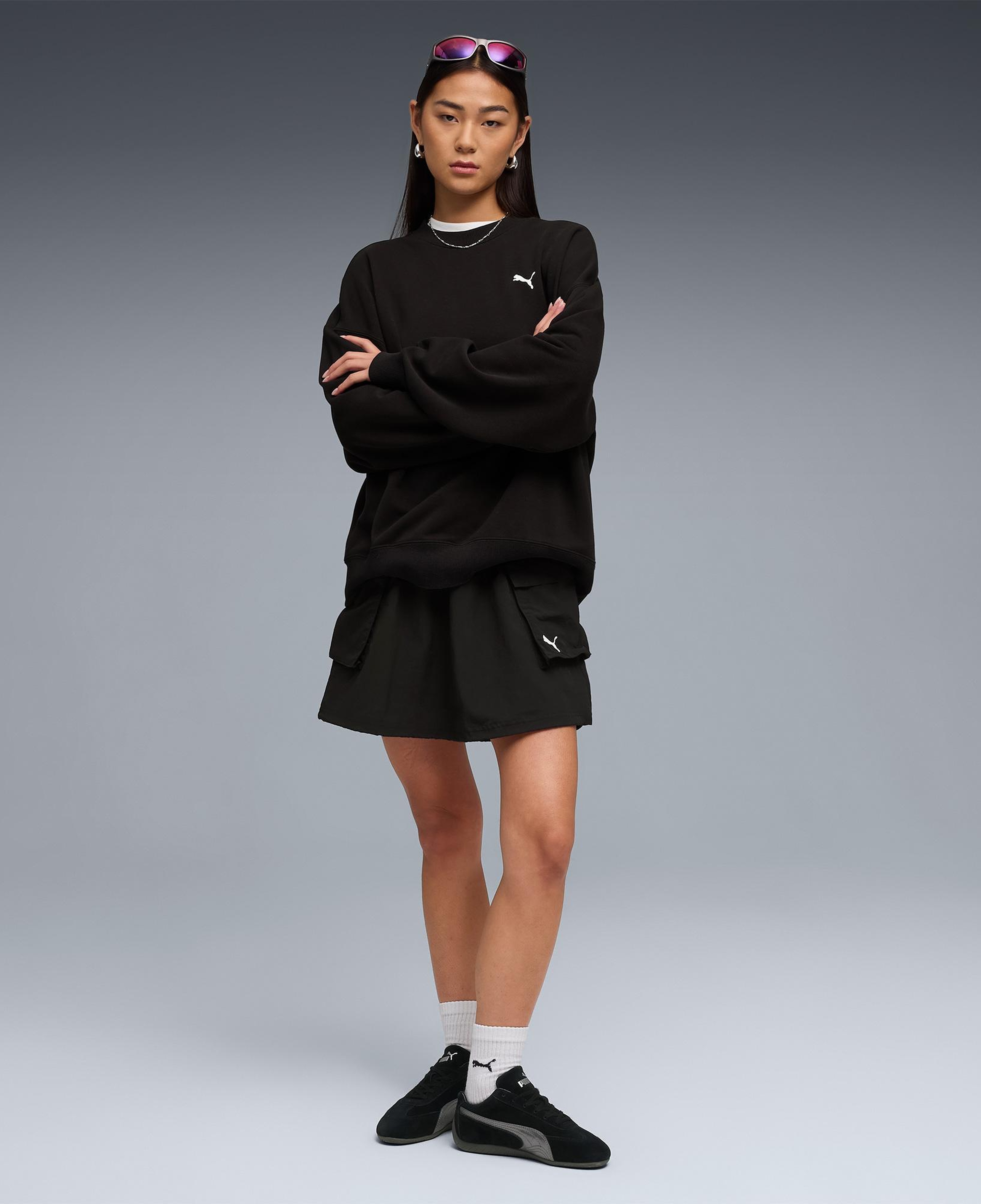 Puma Wardrobe Essentials Crew Kadın Siyah Sweatshirt