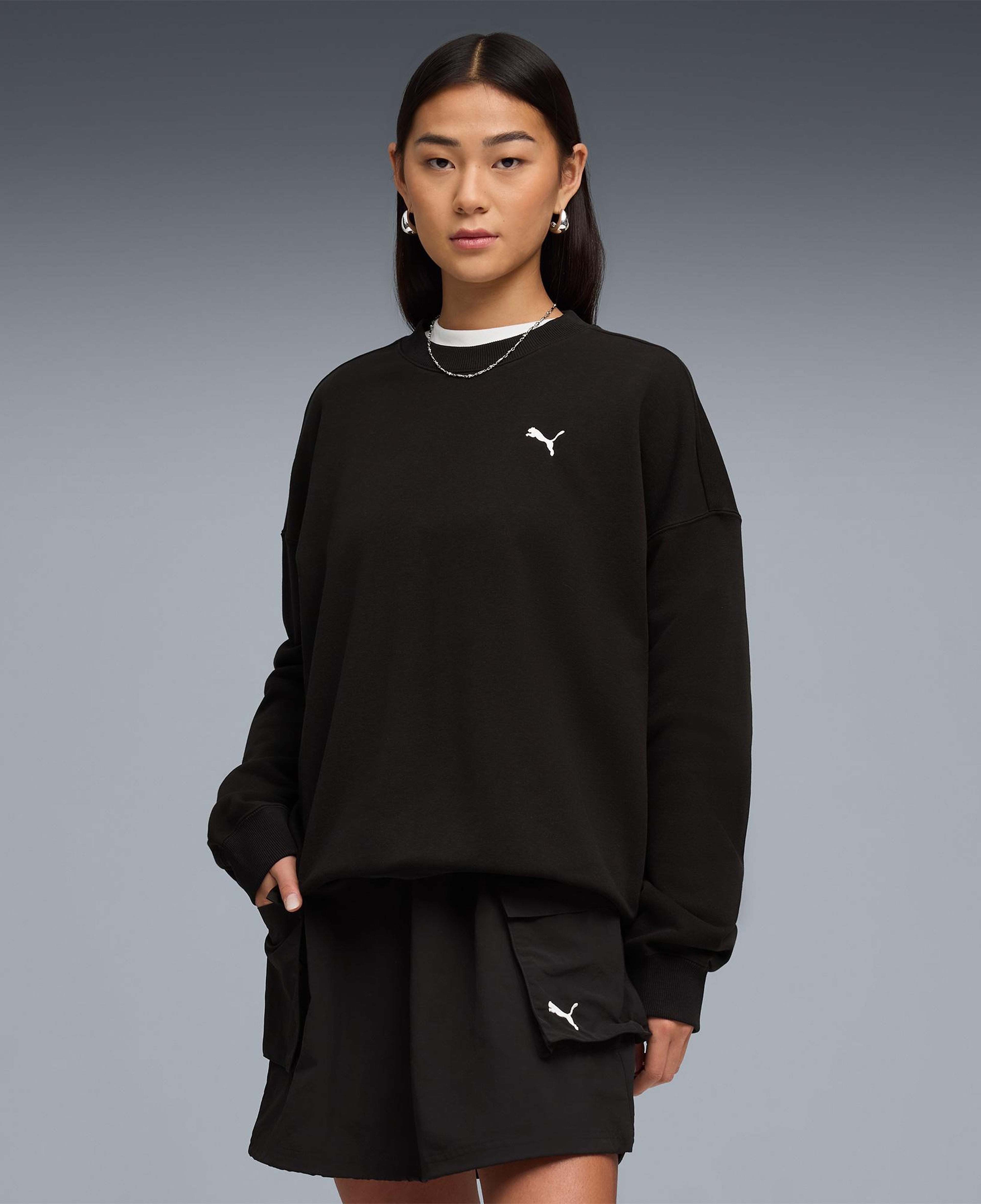 Puma Wardrobe Essentials Crew Kadın Siyah Sweatshirt
