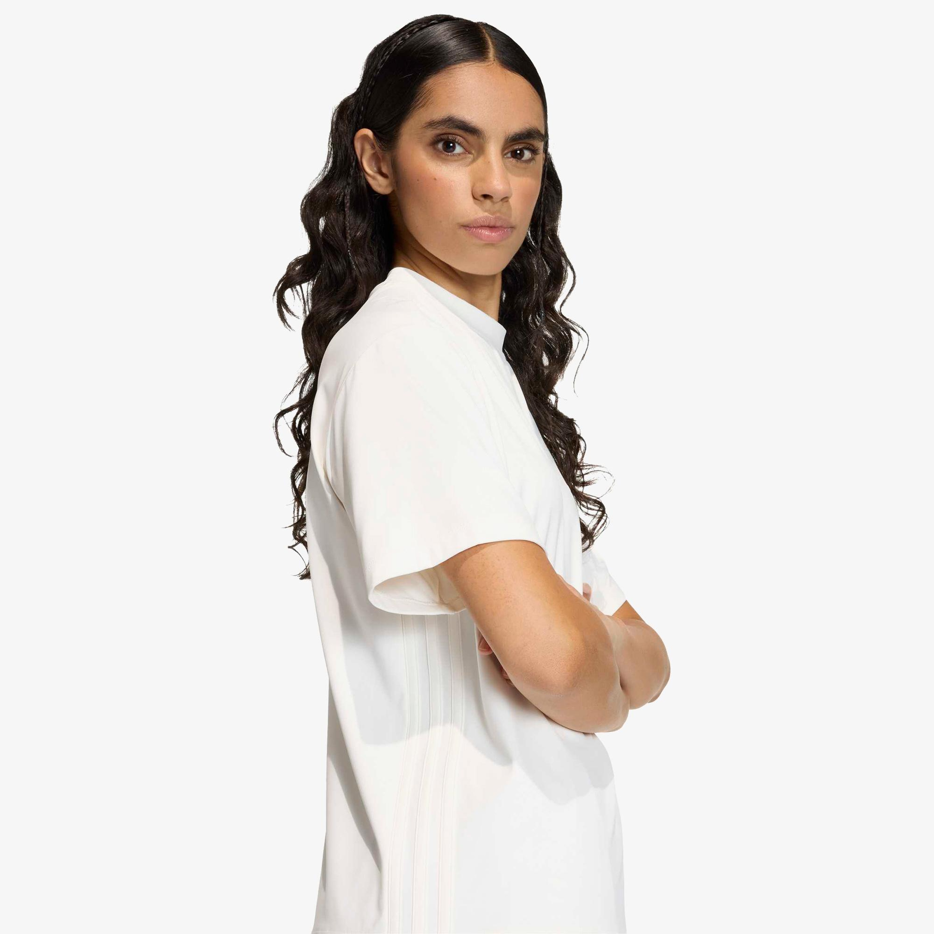 adidas Essential Kadın Beyaz T-Shirt