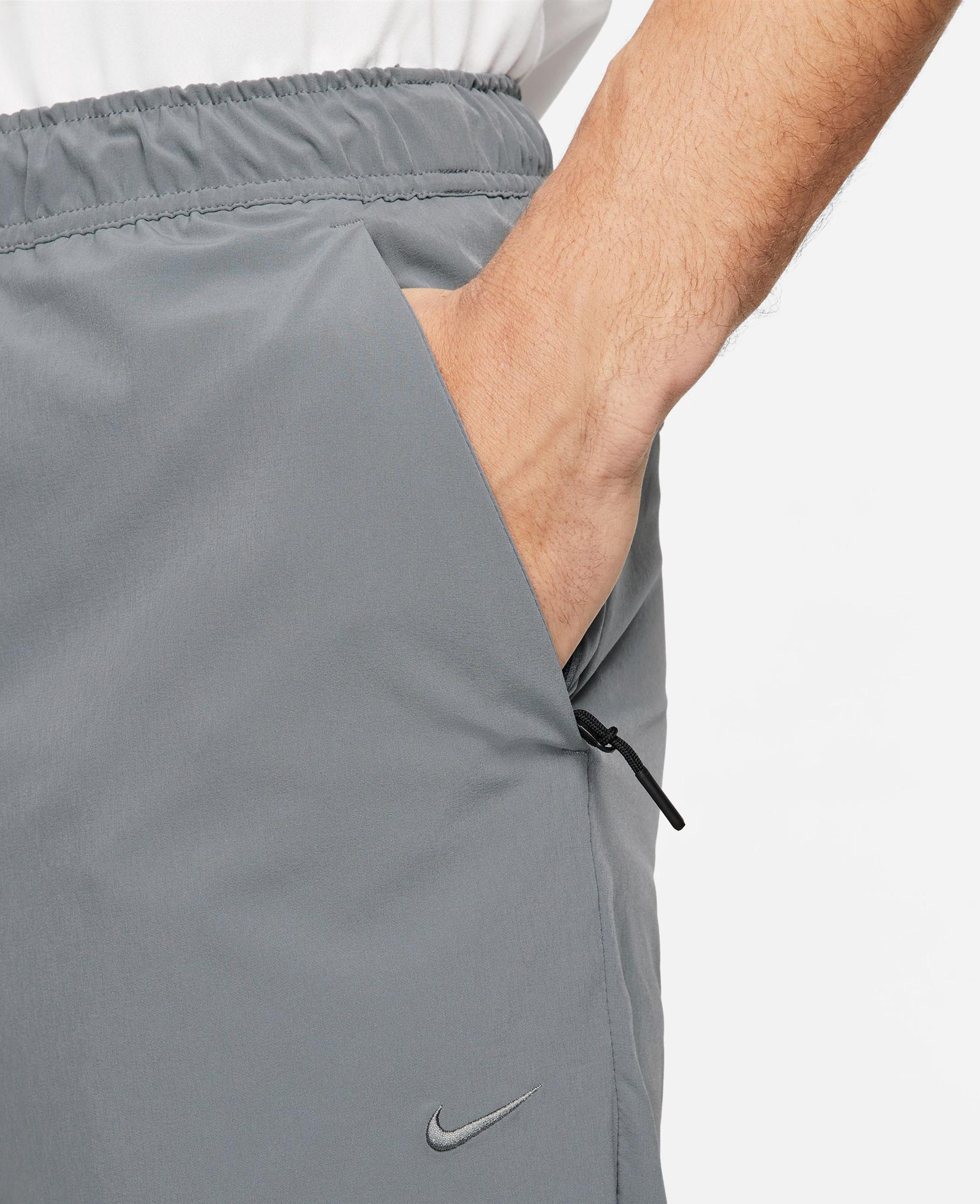 Nike Dri-Fit Unlimited Erkek Gri Eşofman Altı