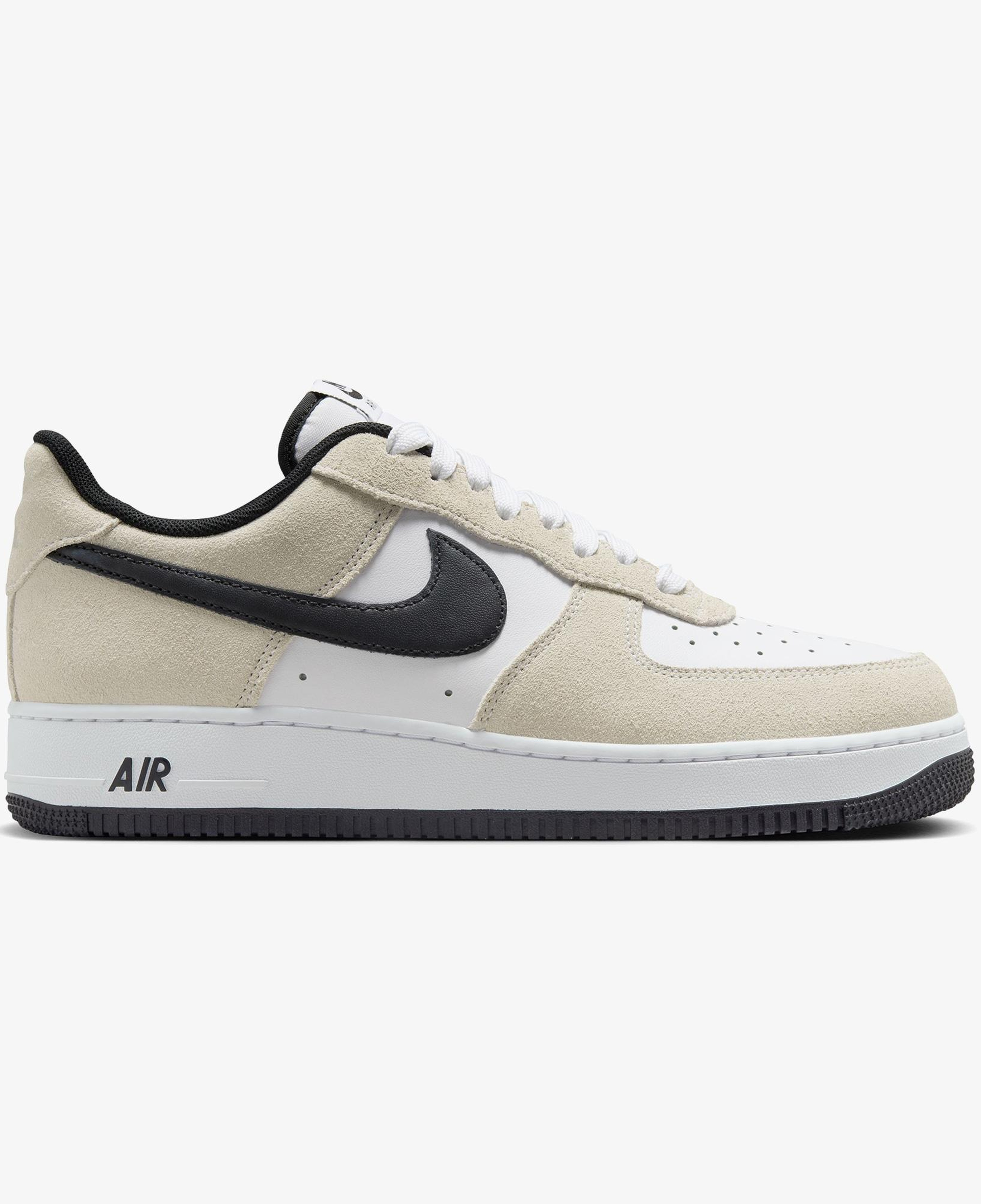 Nike Air Force 1 '07 LV8 Erkek Beyaz Spor Ayakkabı