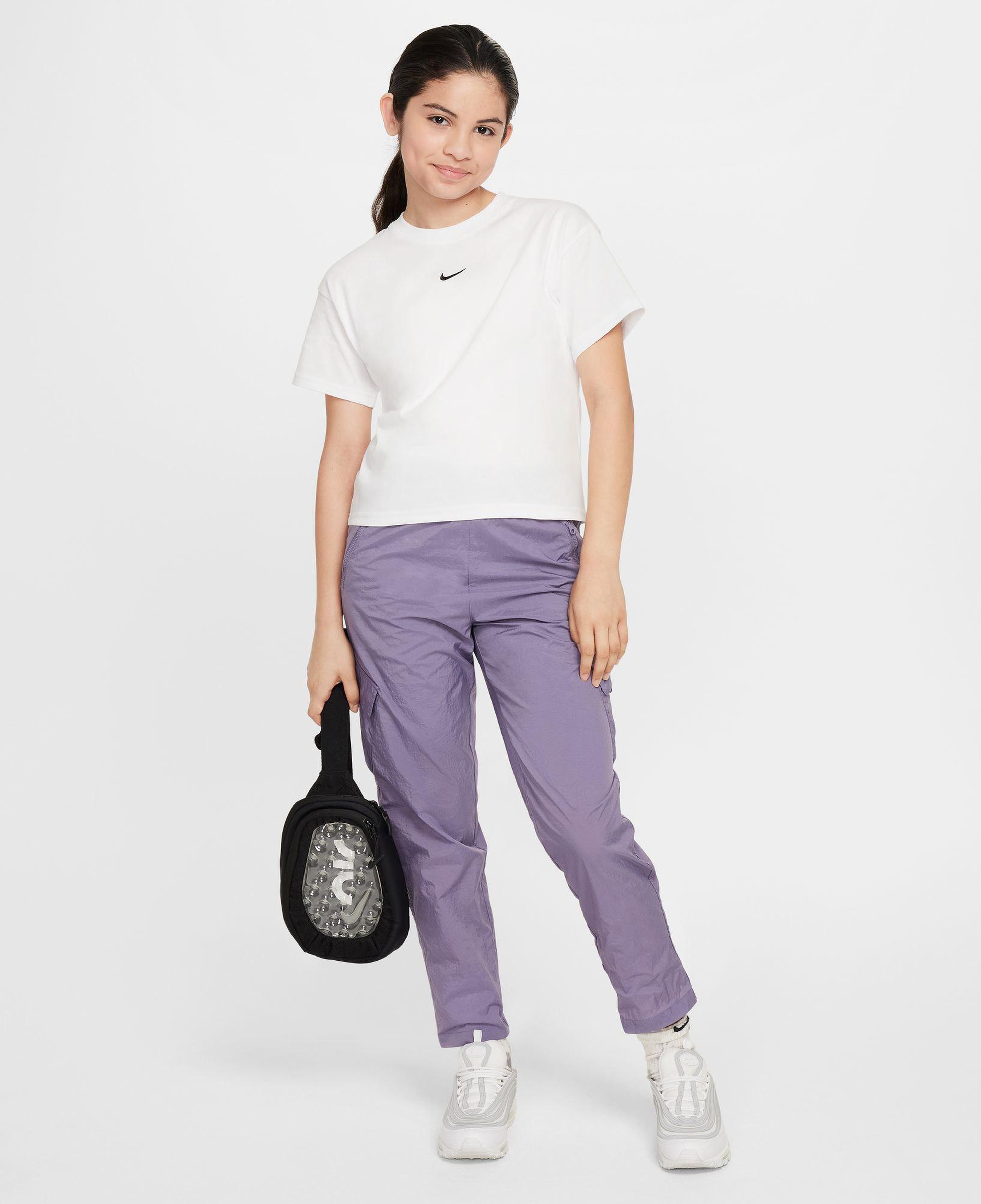 Nike Sportswear Boxy Essentials Çocuk Beyaz T-Shirt