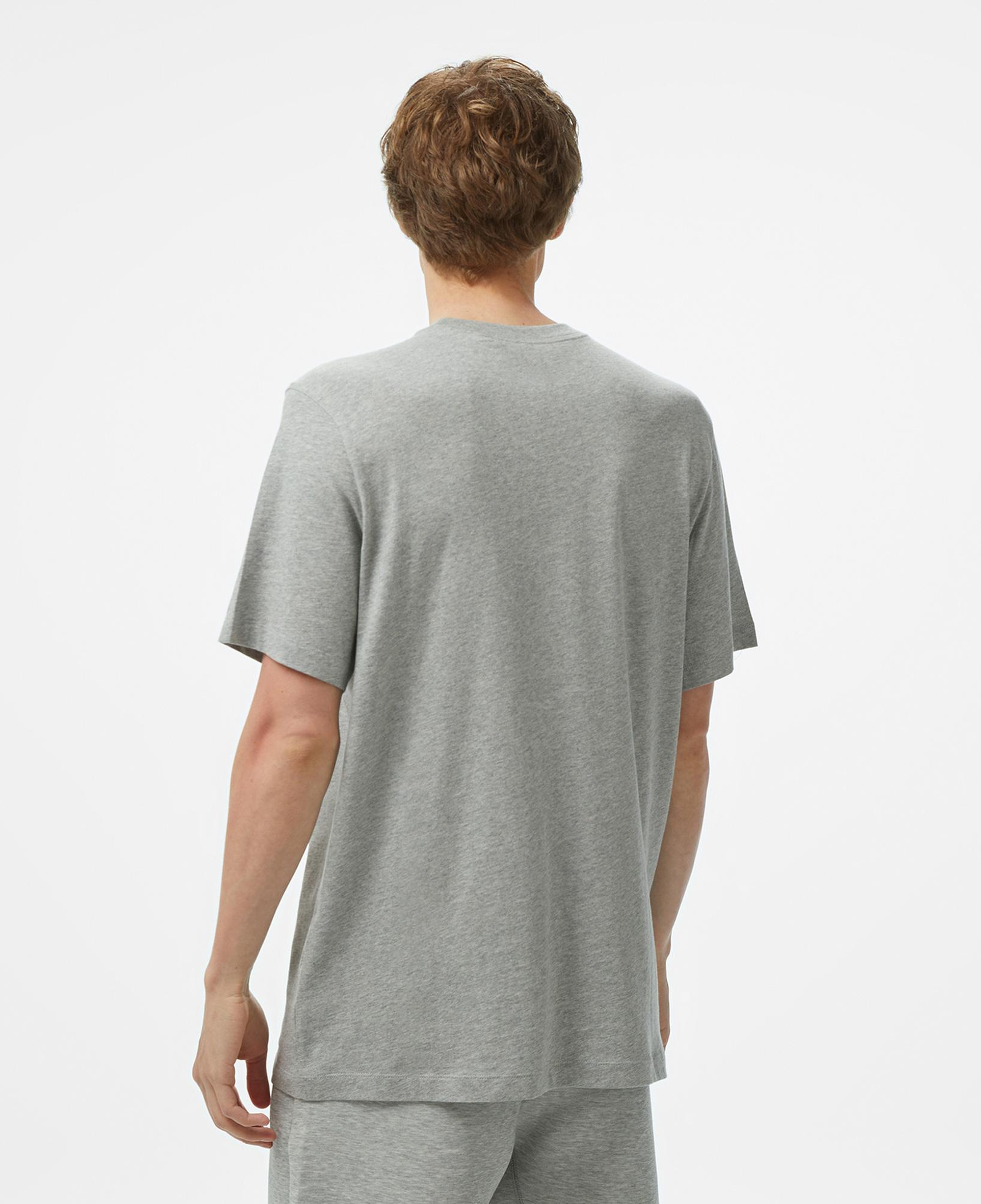 Nike Sportswear Icon Swoosh Erkek Gri T-Shirt