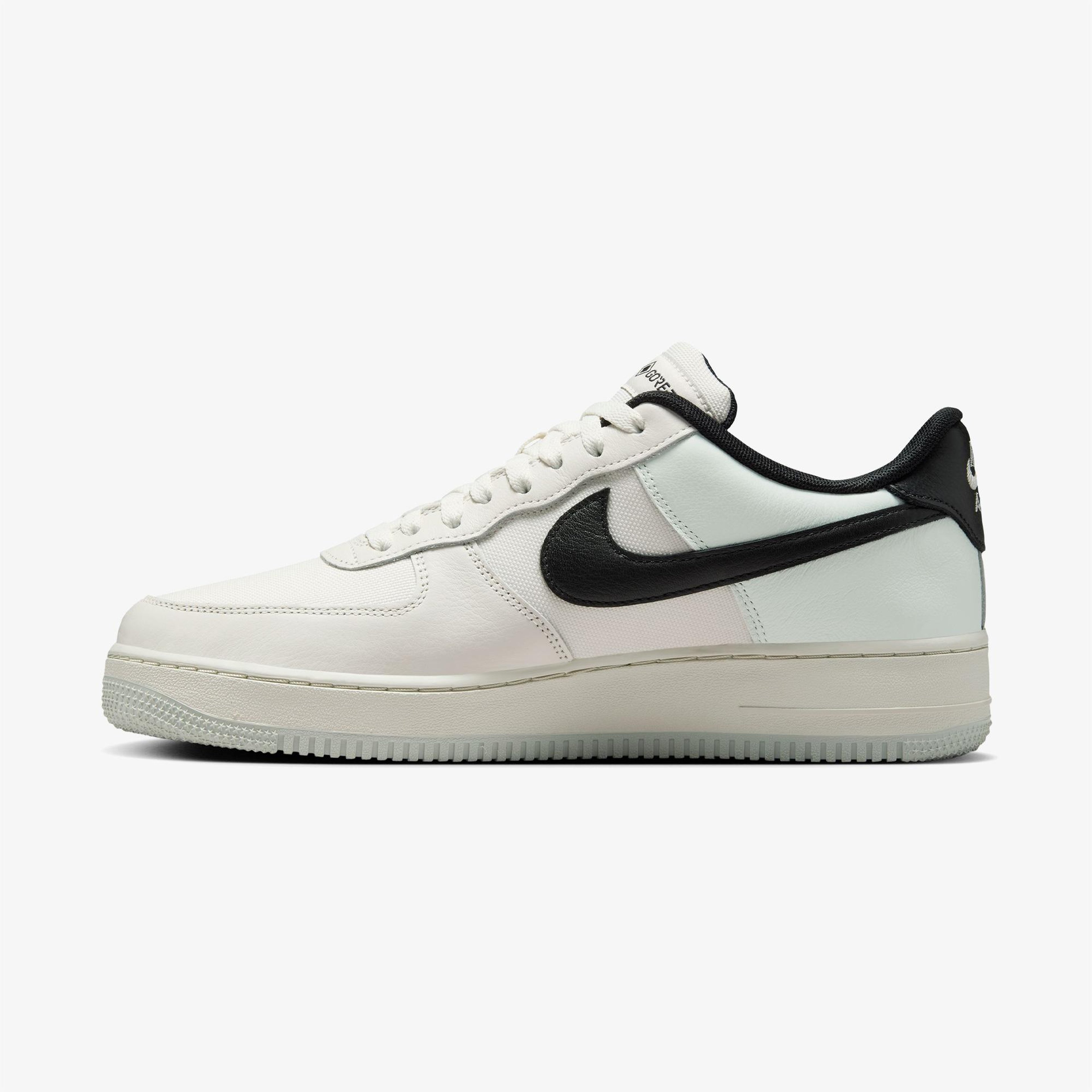 Nike Air Force 1 Gore-Tex Erkek Beyaz Spor Ayakkabı