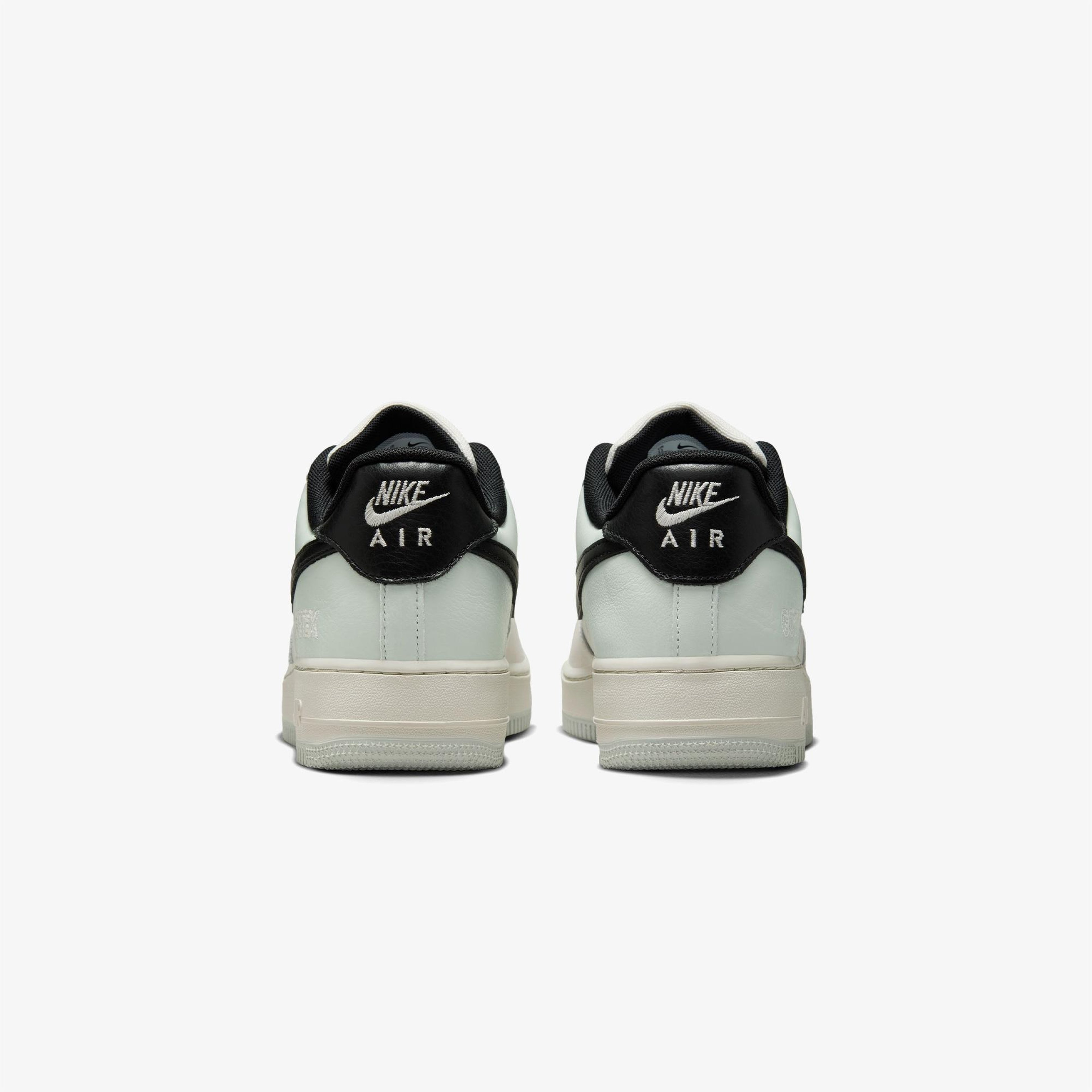 Nike Air Force 1 Gore-Tex Erkek Beyaz Spor Ayakkabı