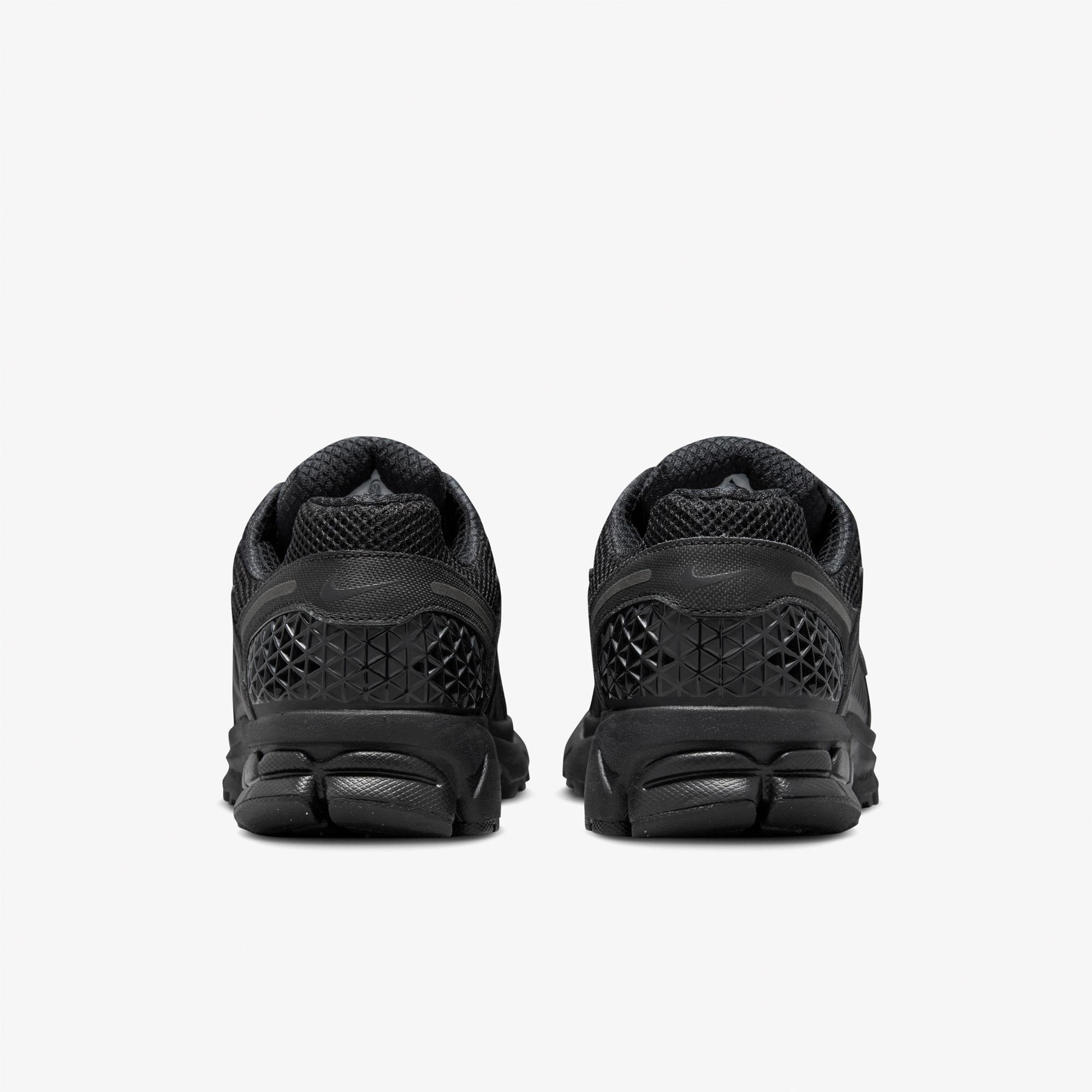 Nike Zoom Vomero 5 Erkek Siyah Spor Ayakkabı