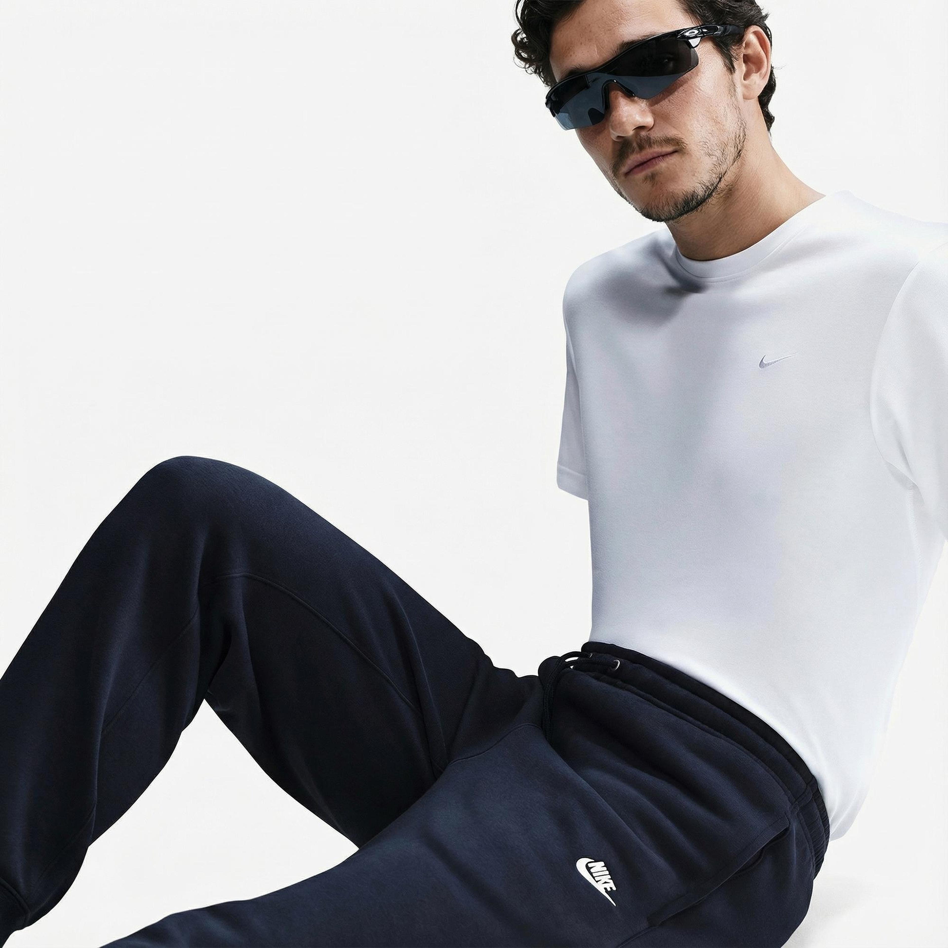 Nike Club Erkek Lacivert Eşofman Altı