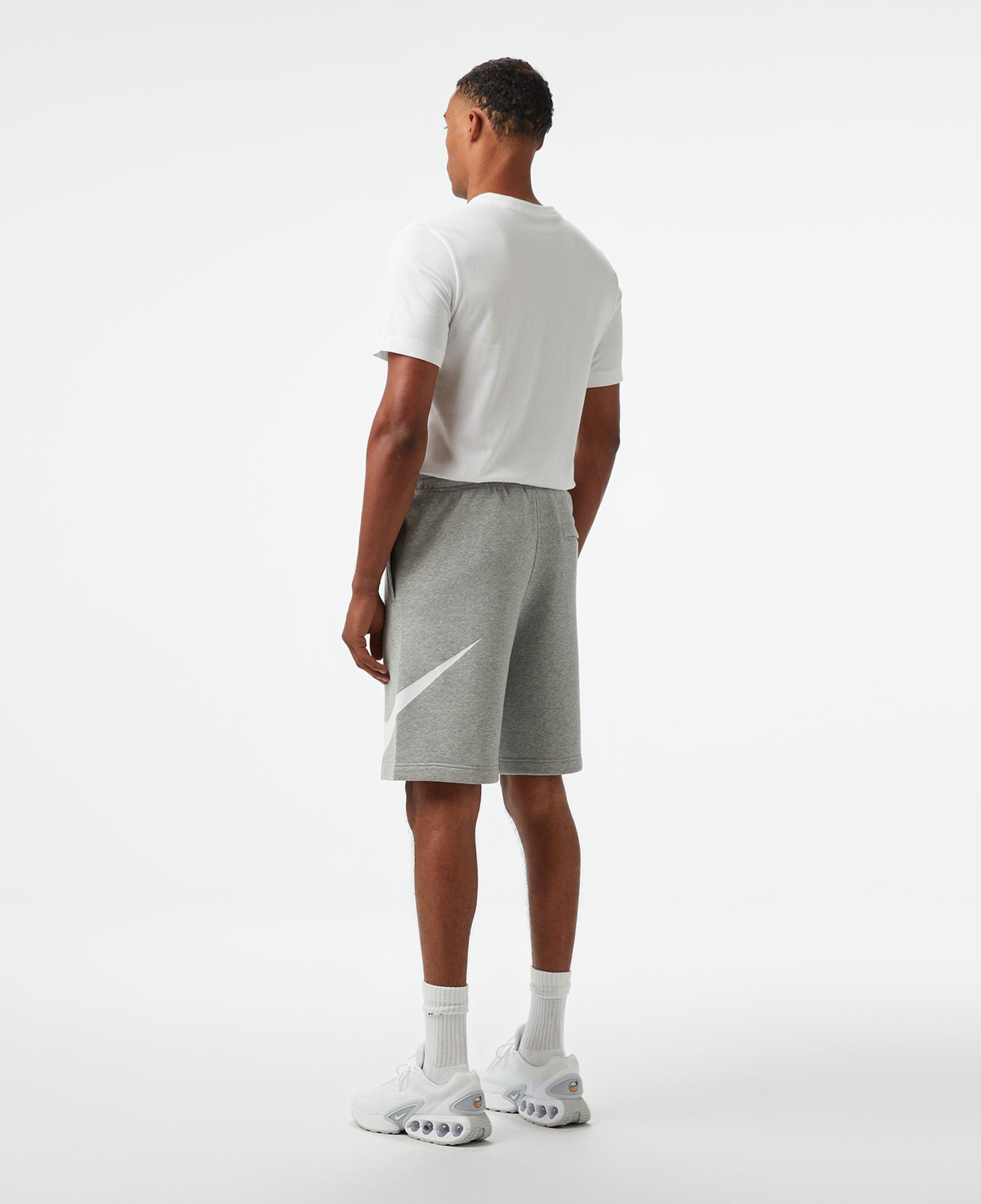 Nike Club Erkek Gri Şort