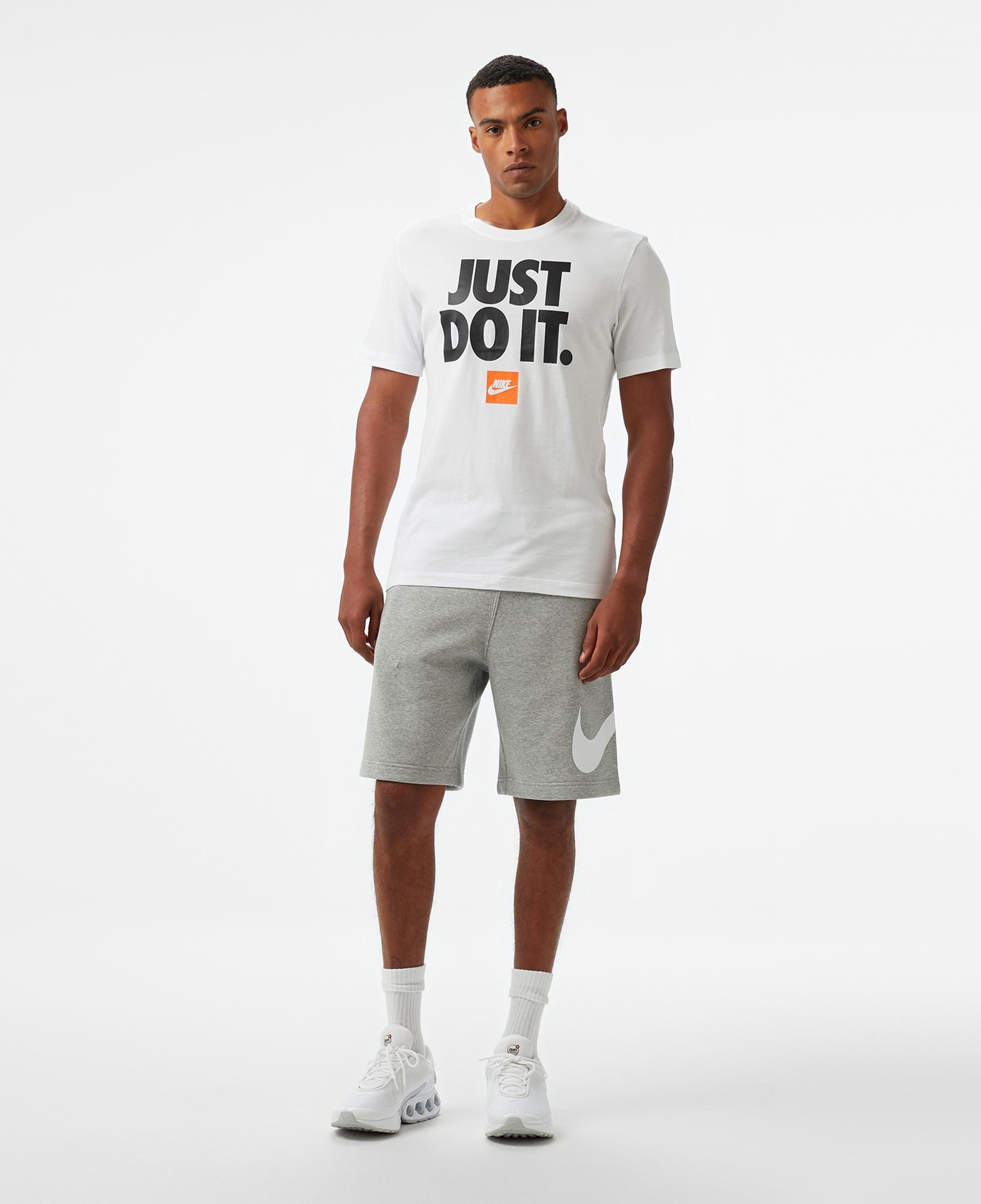 Nike Club Erkek Gri Şort