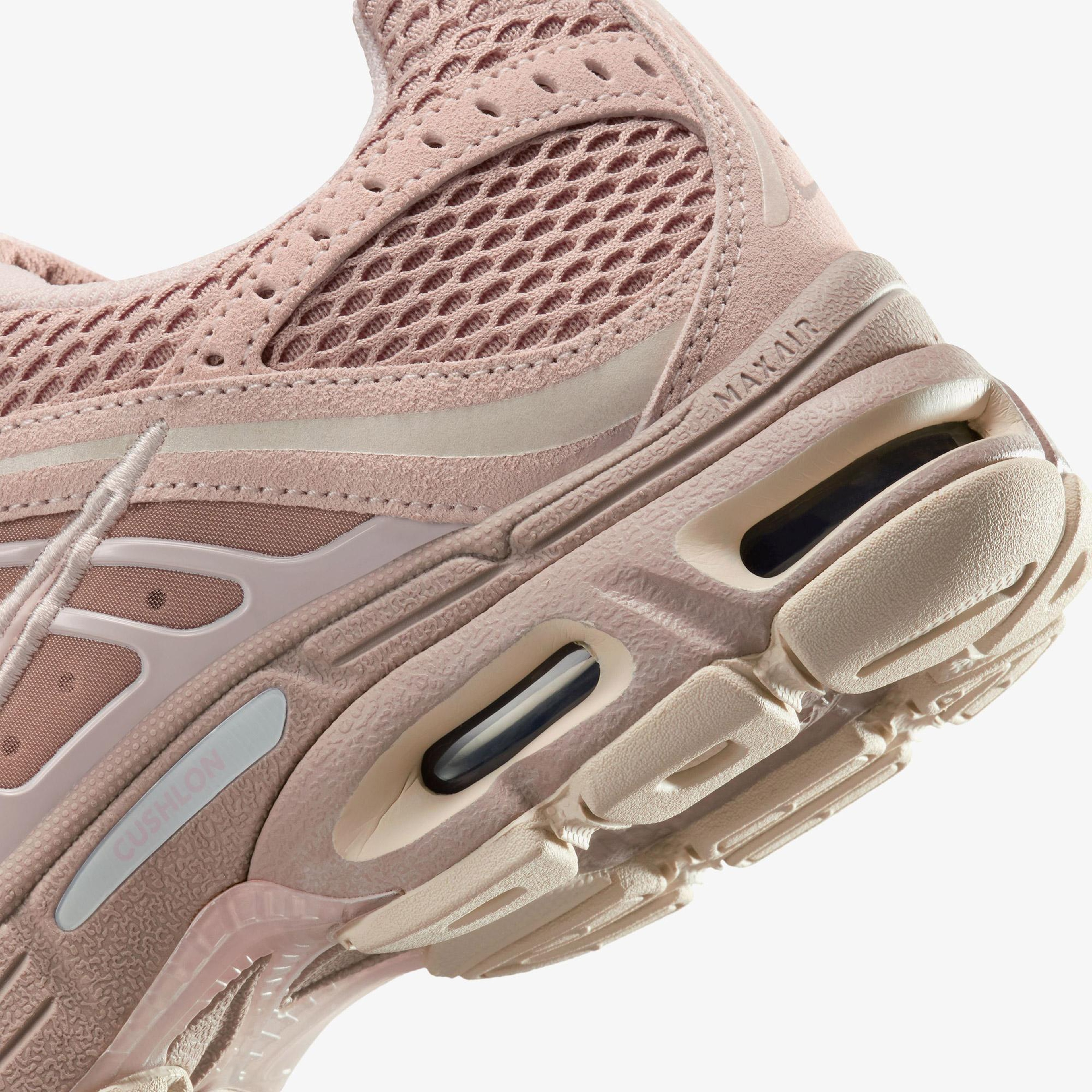 Nike Air Max Moto Kadın Pembe Spor Ayakkabı