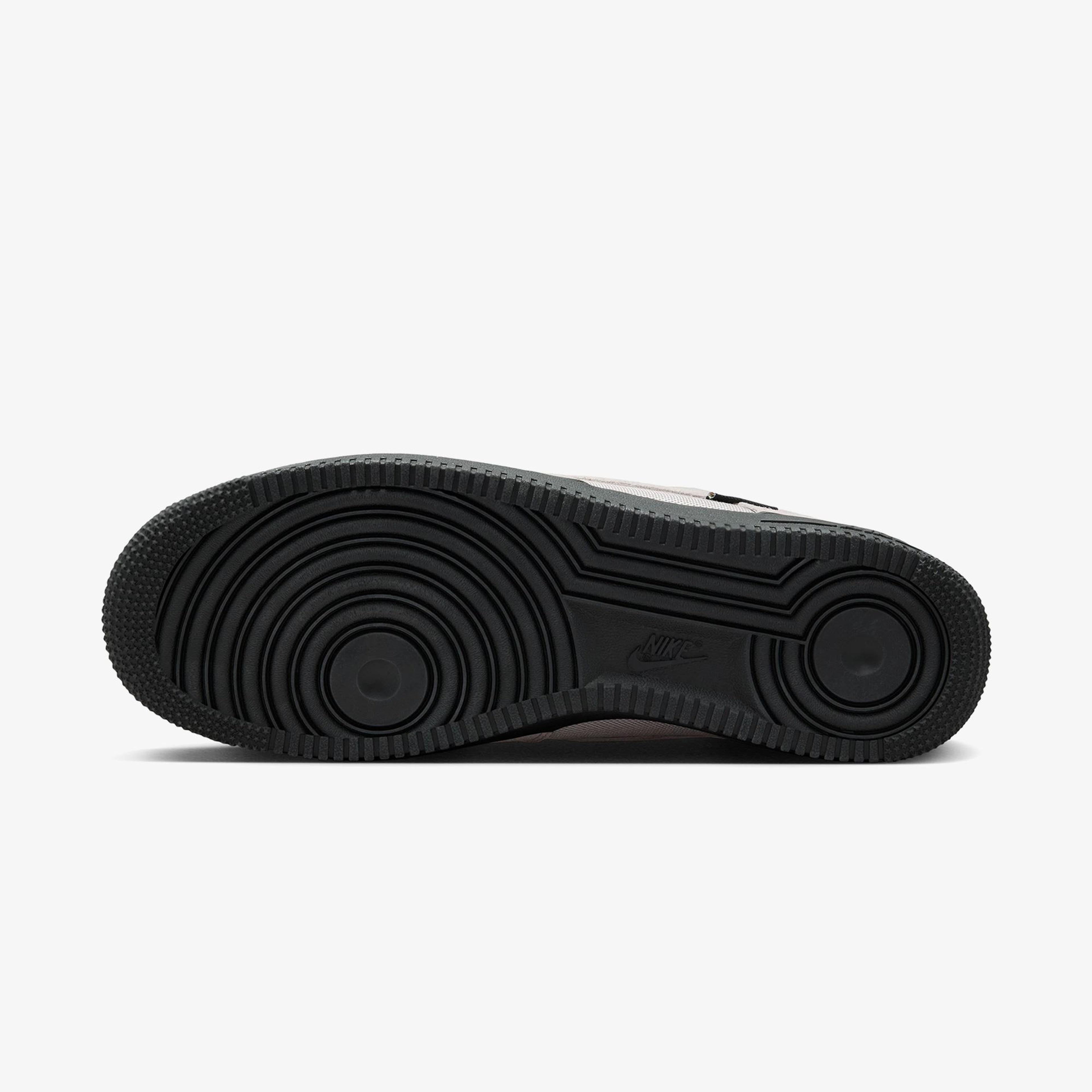 Nike Air Force 1 '07 Erkek Gri Spor Ayakkabı