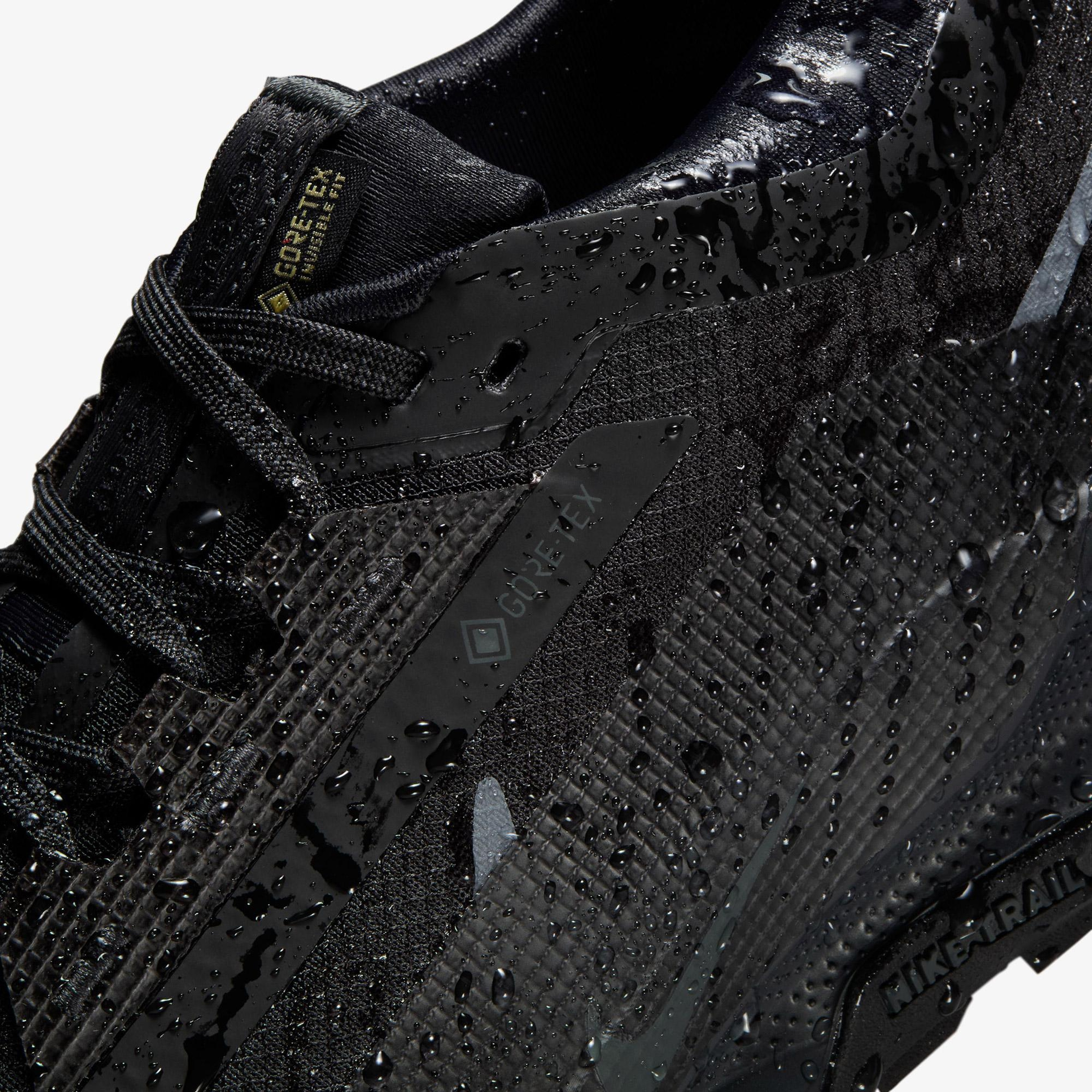 Nike Pegasus Trail 5 Gore-Tex Kadın Siyah Koşu Ayakkabısı