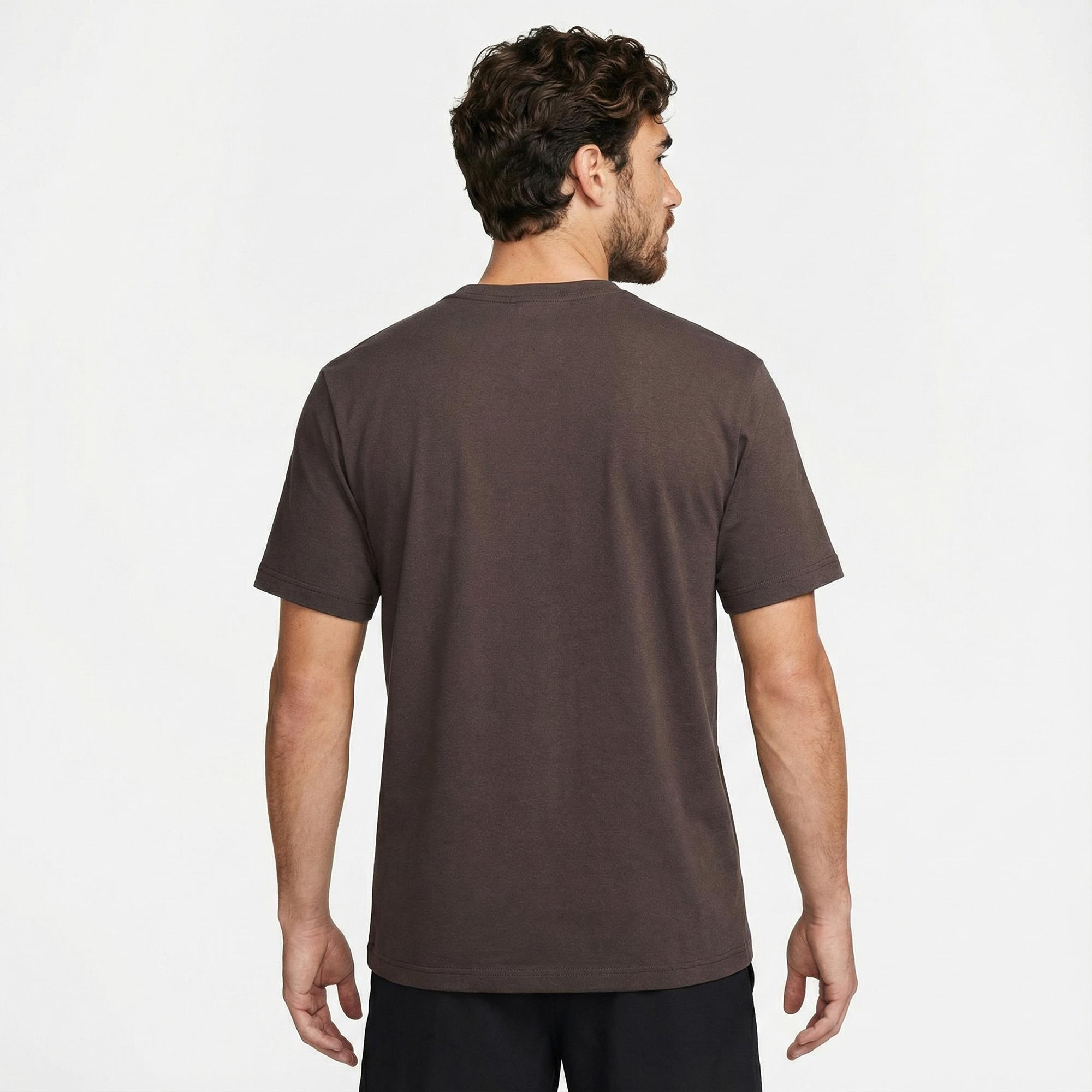 Nike Dri-Fit Hyverse Erkek Kahverengi T-Shirt