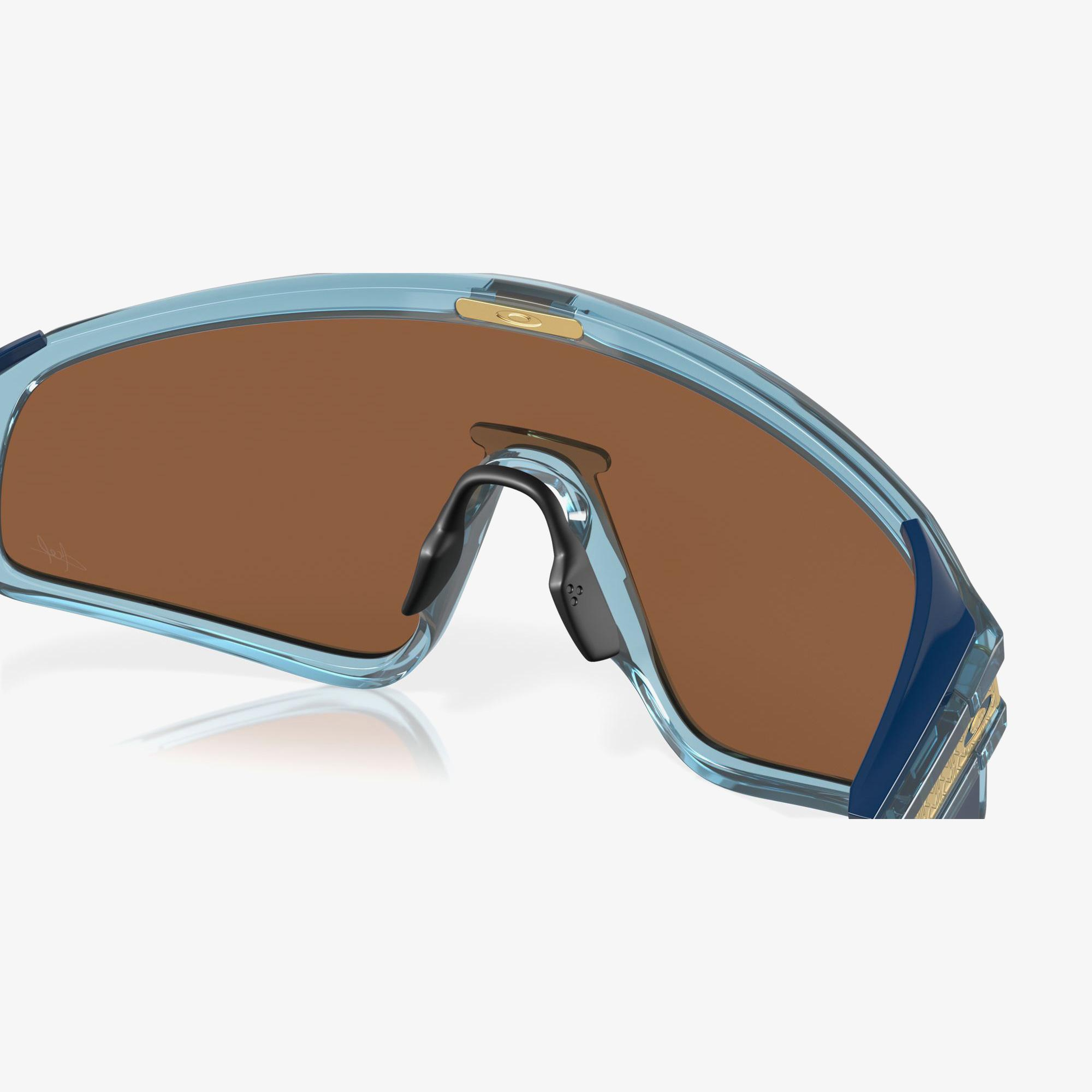 OAKLEY Kylian Mbappé Signature Series Latch Panel Unisex Transparent Stonewash Mavi Güneş Gözlüğü