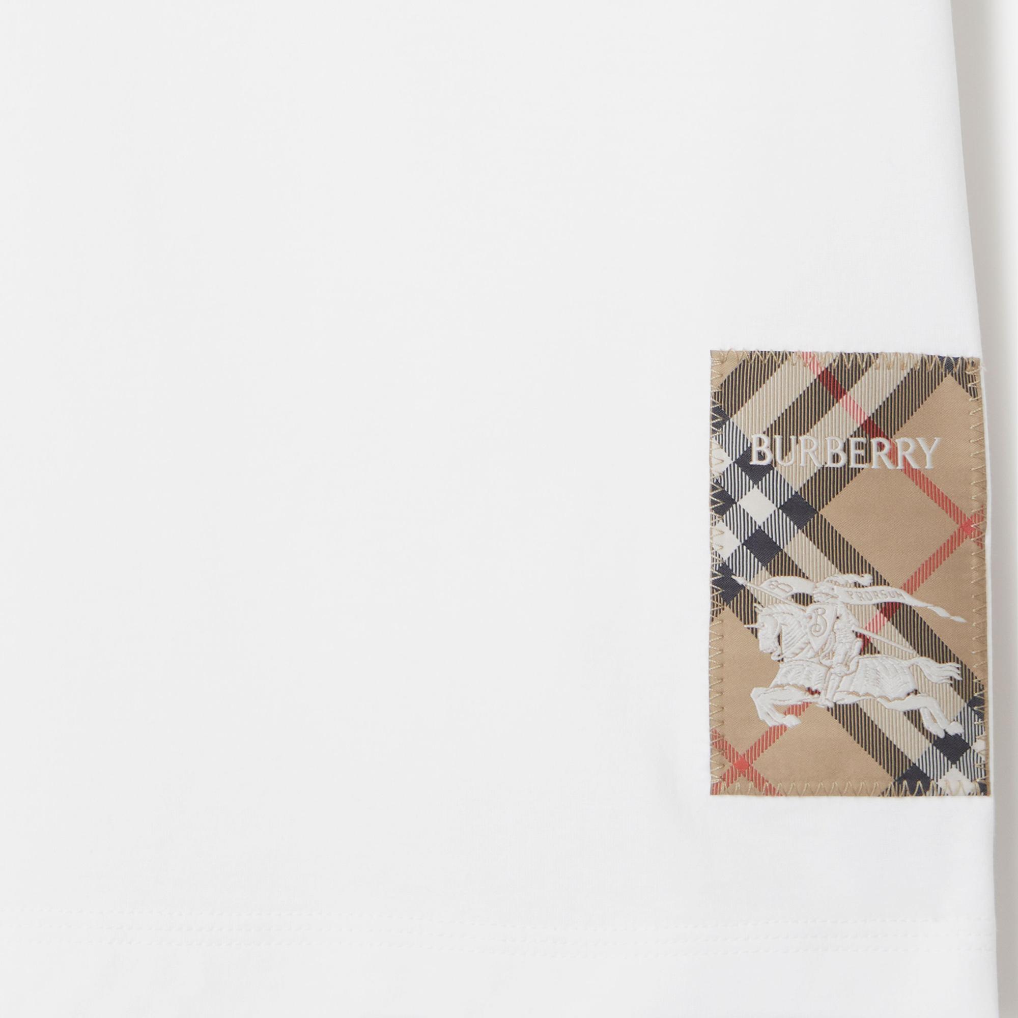 Burberry Cedar Check Label Cotton Çocuk Beyaz T-Shirt