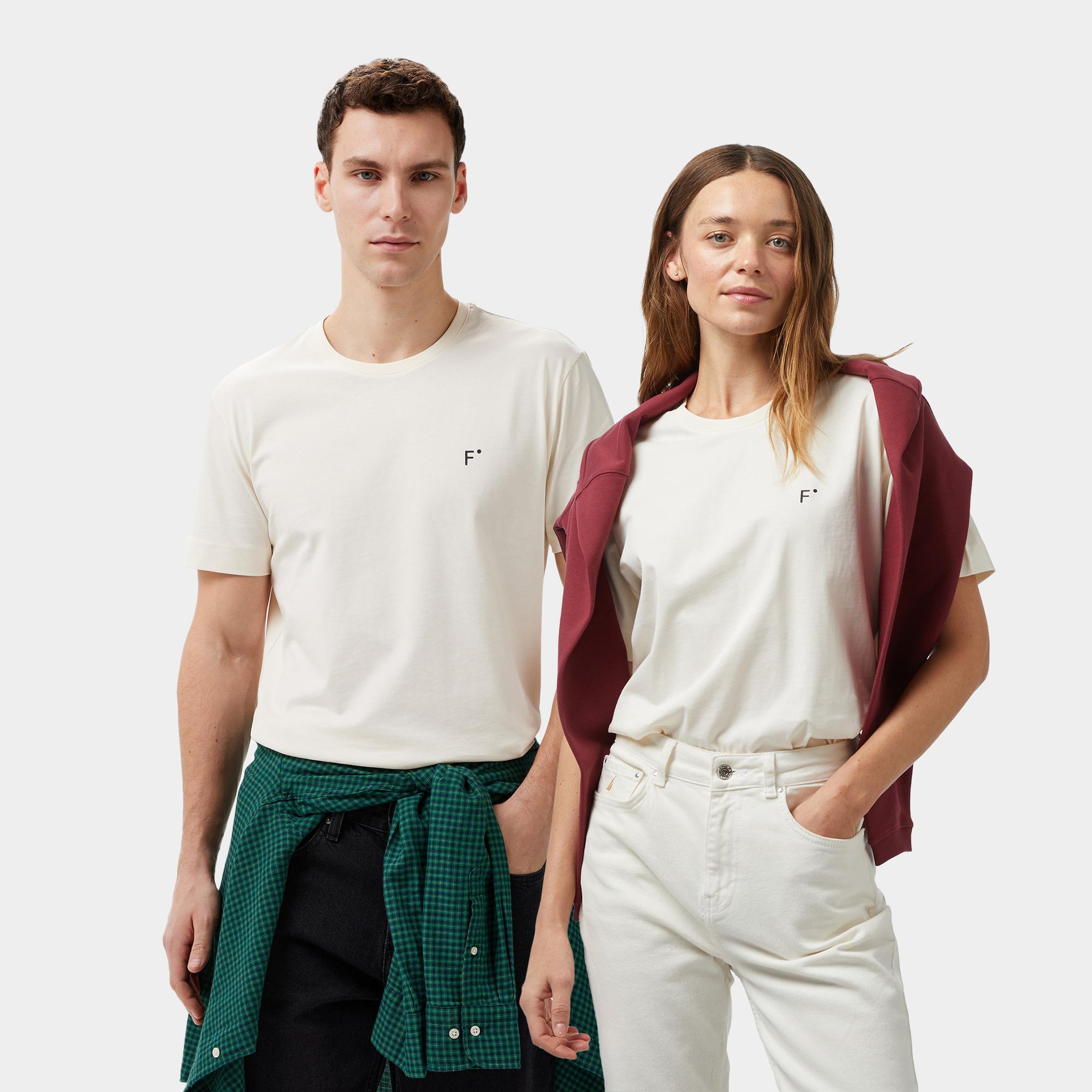 FashFed Unisex Bej T-Shirt