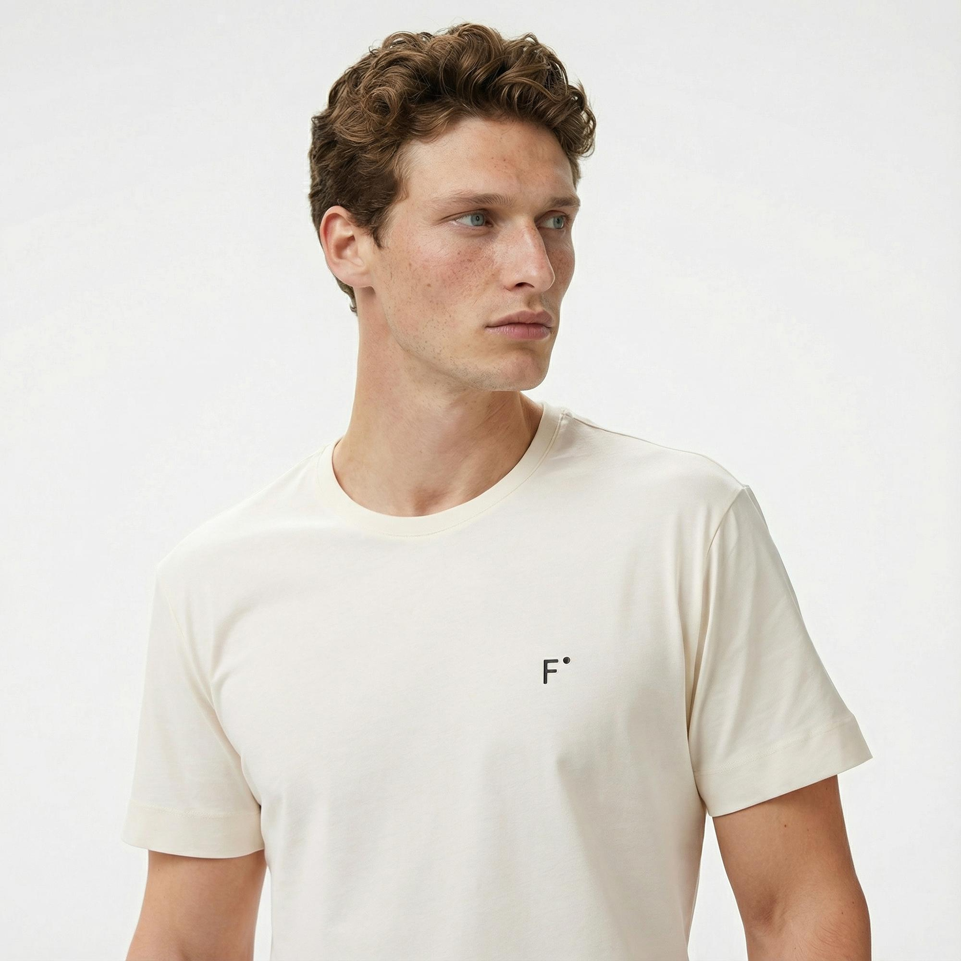 FashFed Unisex Bej T-Shirt