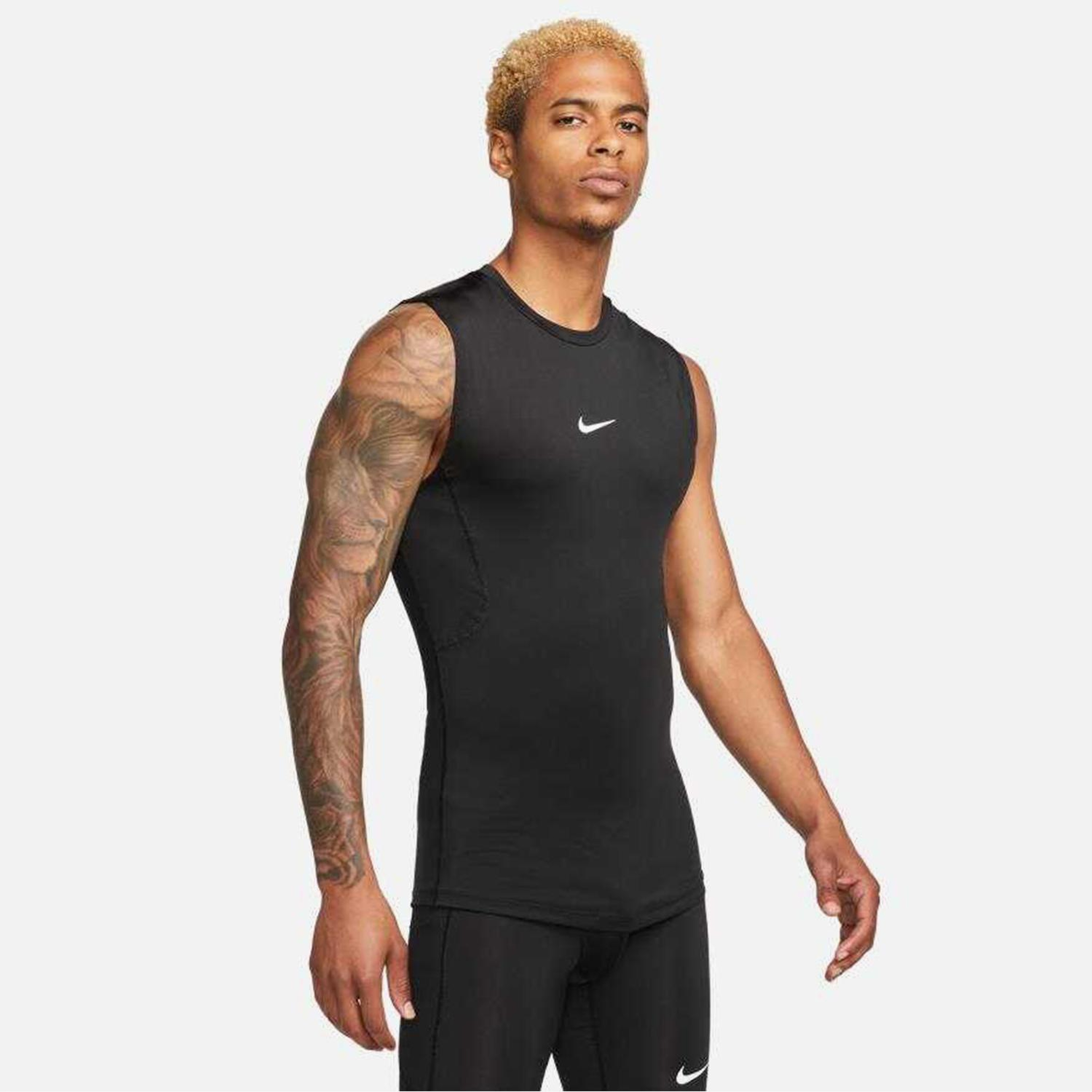 Nike Dri-Fit Top Tight Erkek Siyah Kolsuz T-Shirt
