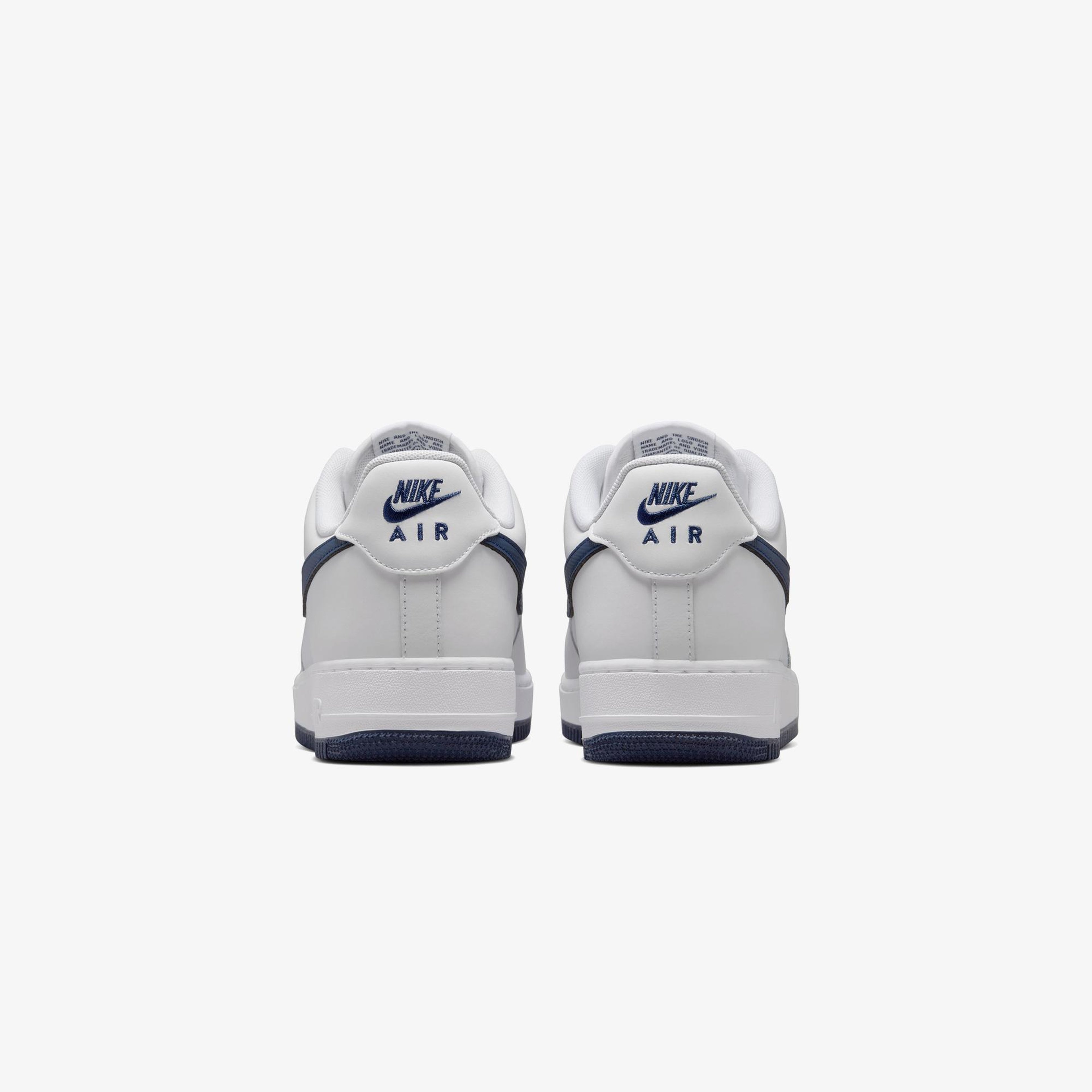 Nike Air Force 1 '07 LV8 Erkek Beyaz Spor Ayakkabı