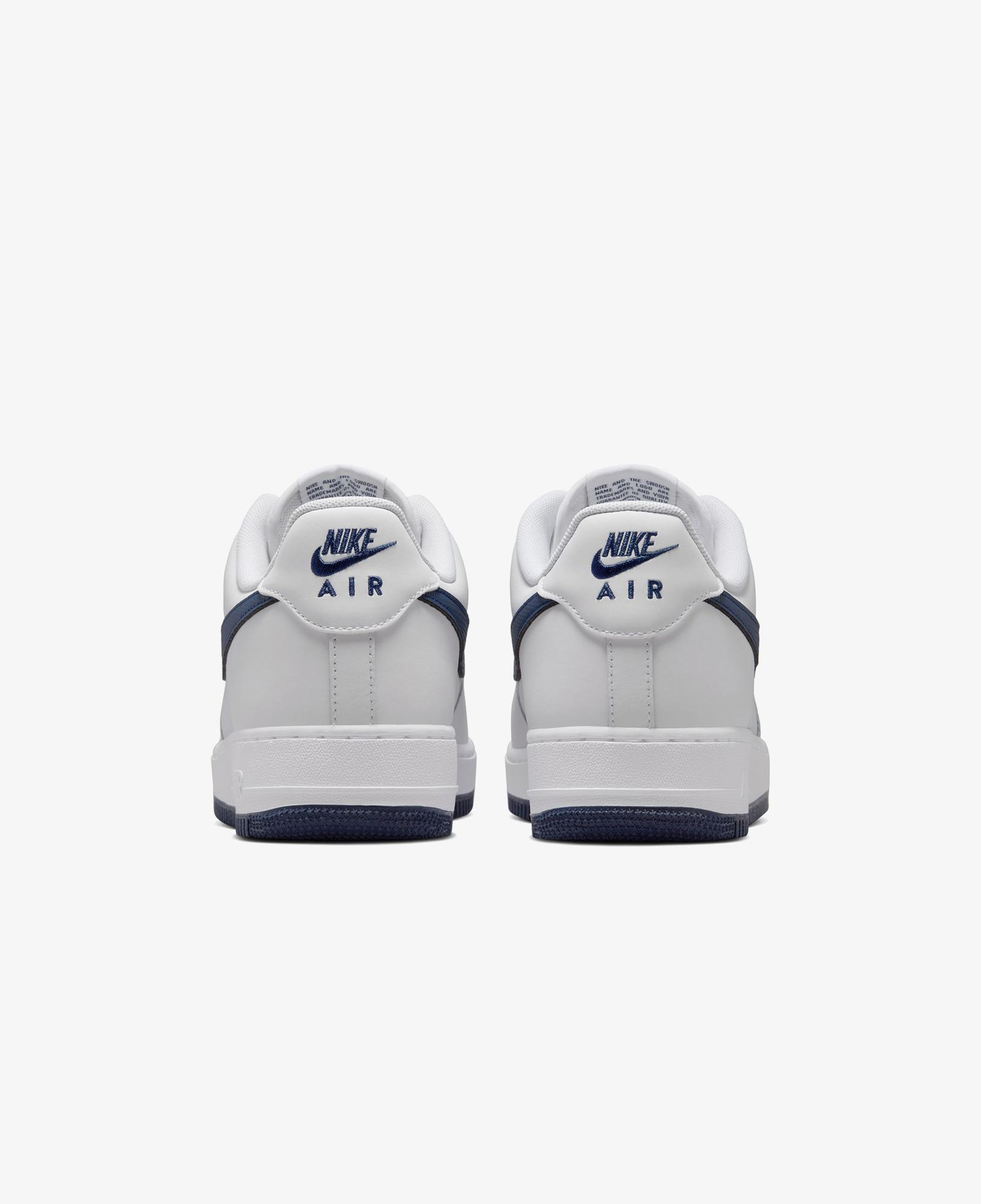 Nike Air Force 1 '07 LV8 Erkek Beyaz Spor Ayakkabı
