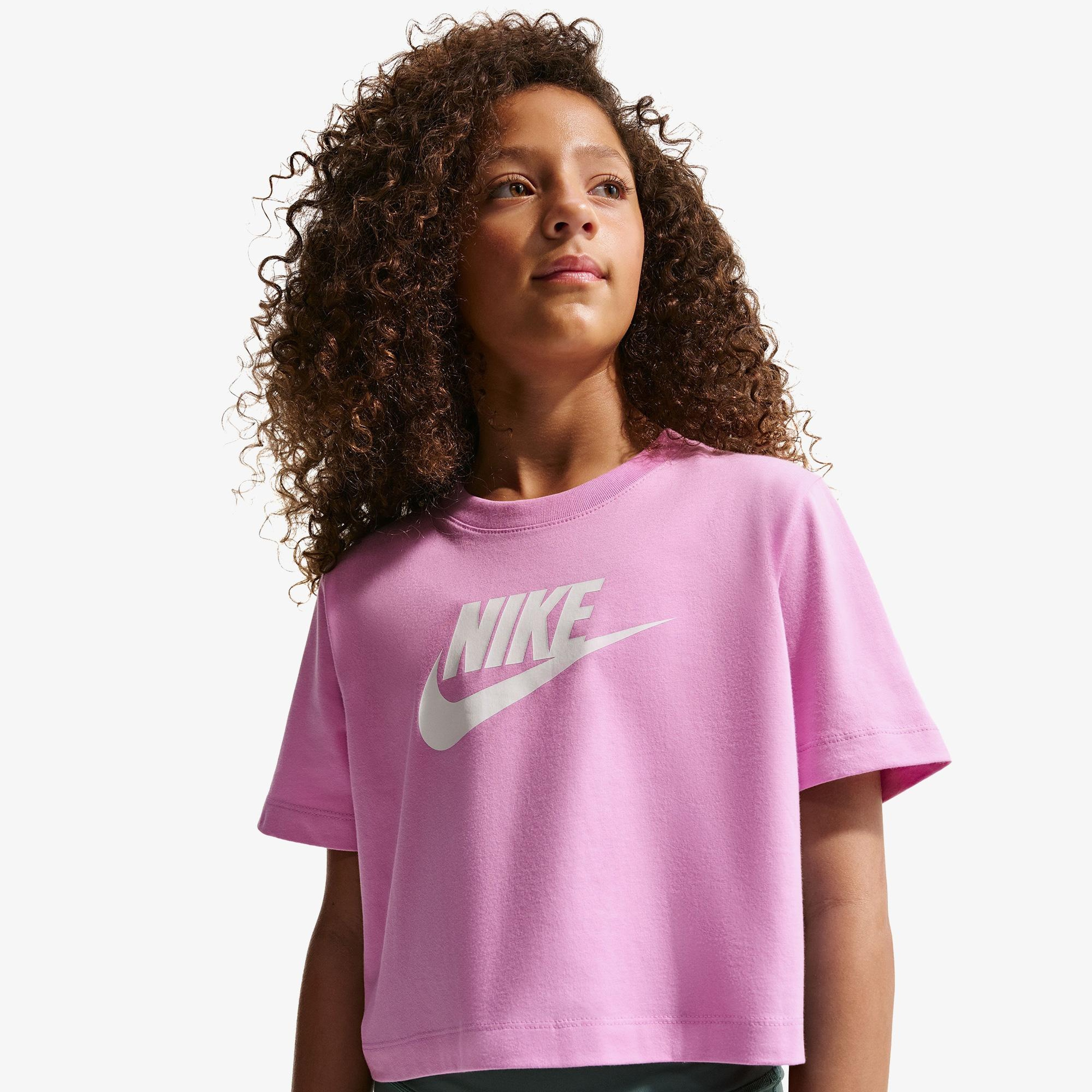 Nike Sportswear Futura Çocuk Pembe Crop T-Shirt