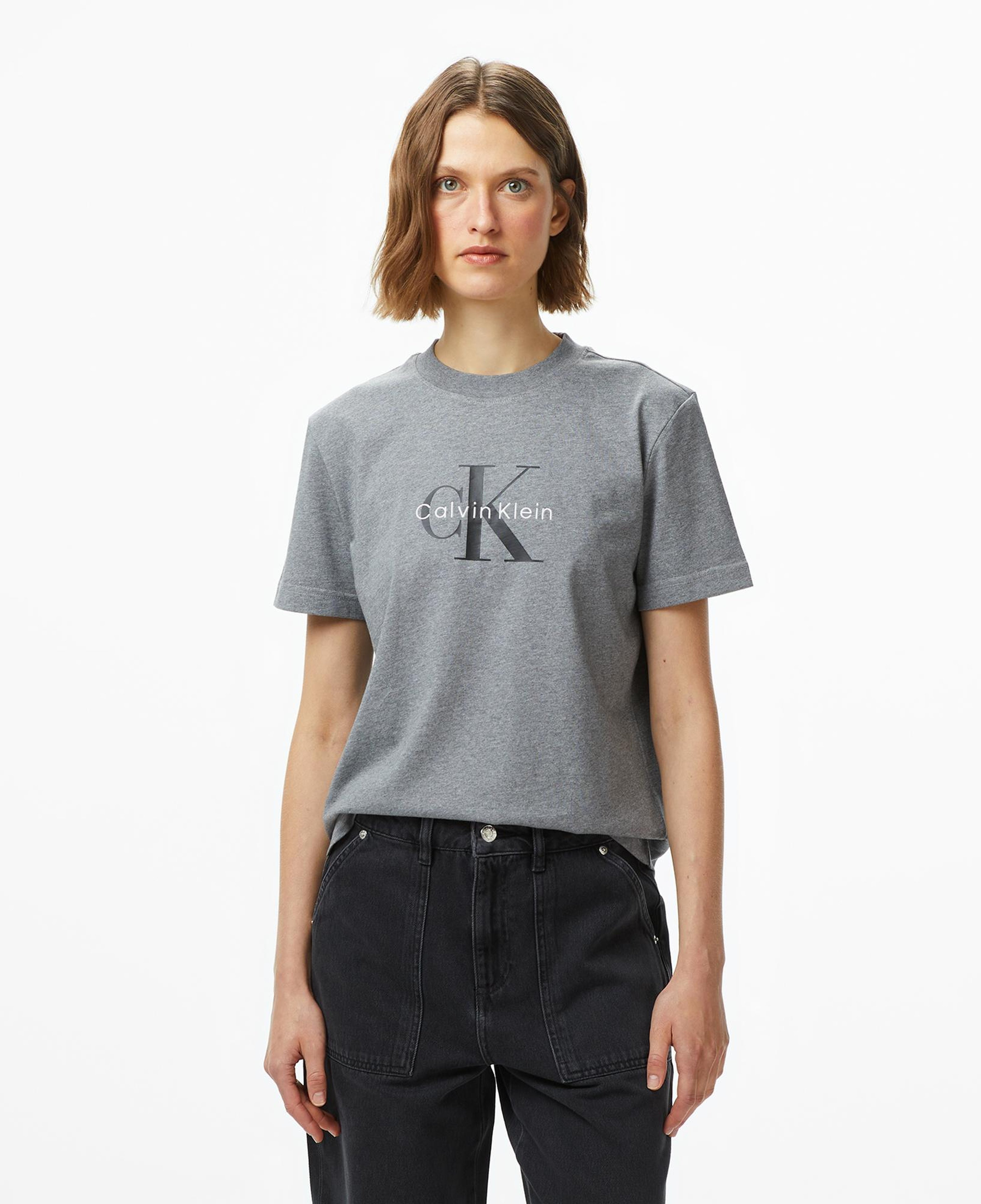 Calvin Klein Hero Classic Monologo Kadın Gri T-Shirt