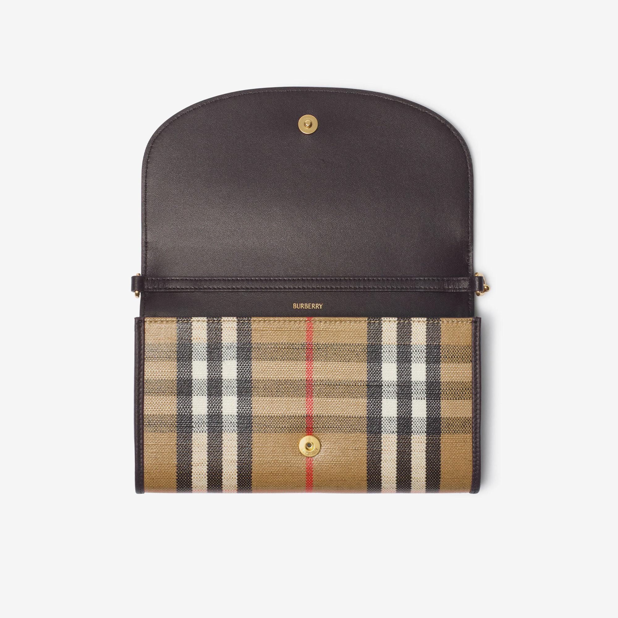 Burberry Highlands Woc Kadın Bej Cüzdan