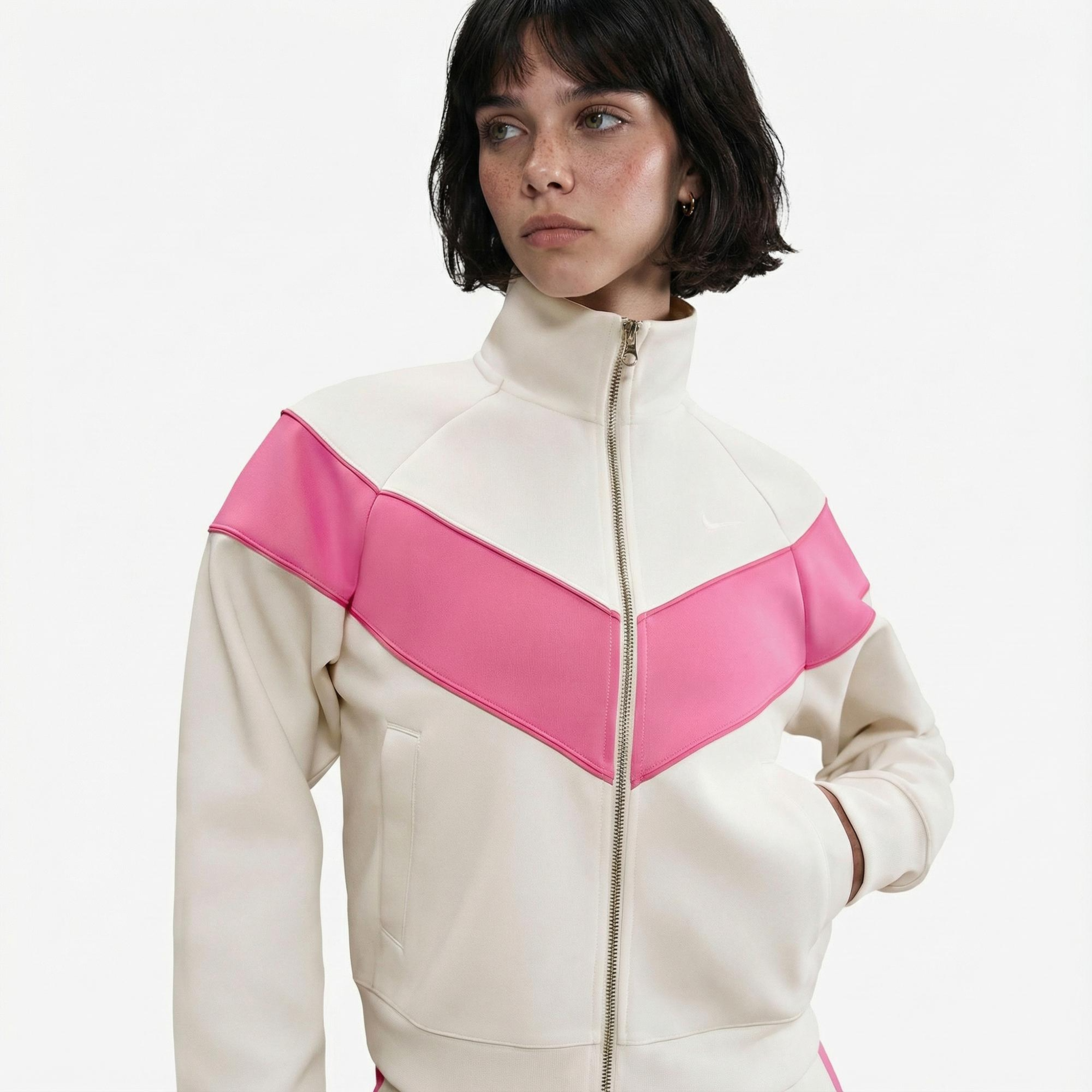 Nike Sportswear Windrunner Poly Kadın Krem Rengi Ceket